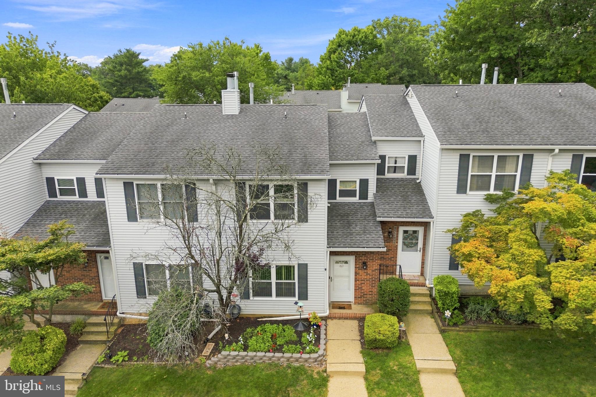 60 HICKORY COURT