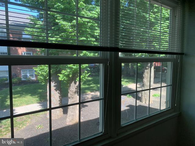 HOMELAND SOUTHWAY - Residential Lease