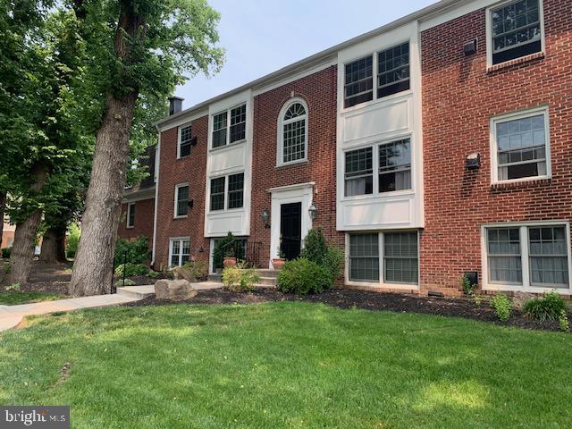 HOMELAND SOUTHWAY - Residential Lease