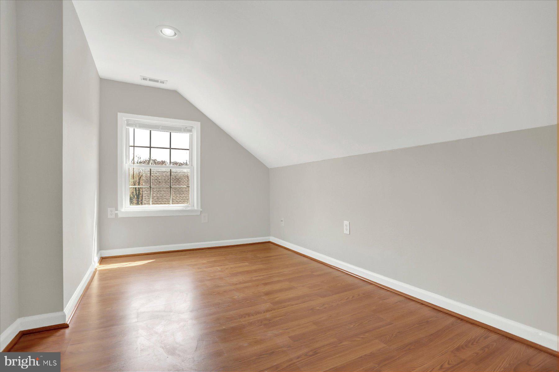 HAMPDEN HISTORIC DISTRICT - Residential