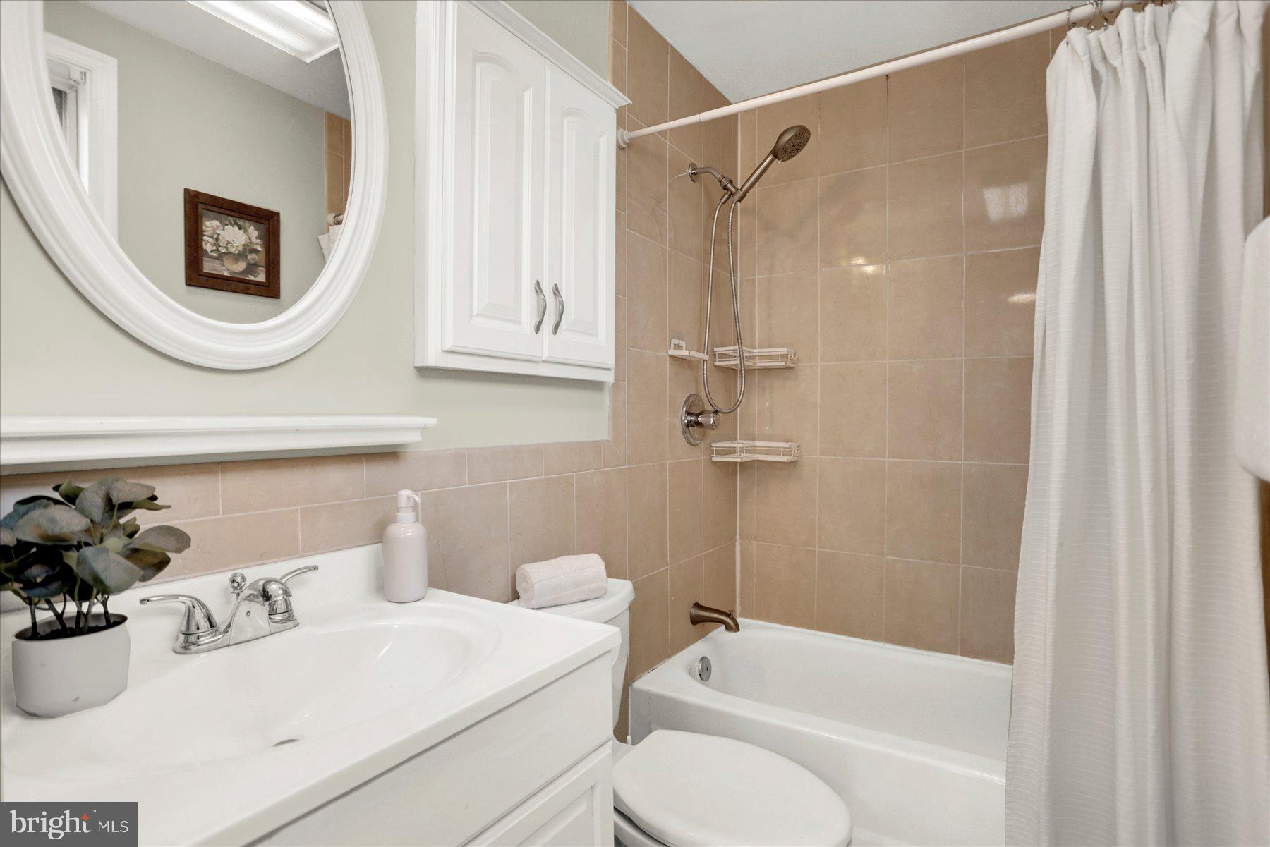 HAMPDEN HISTORIC DISTRICT - Residential