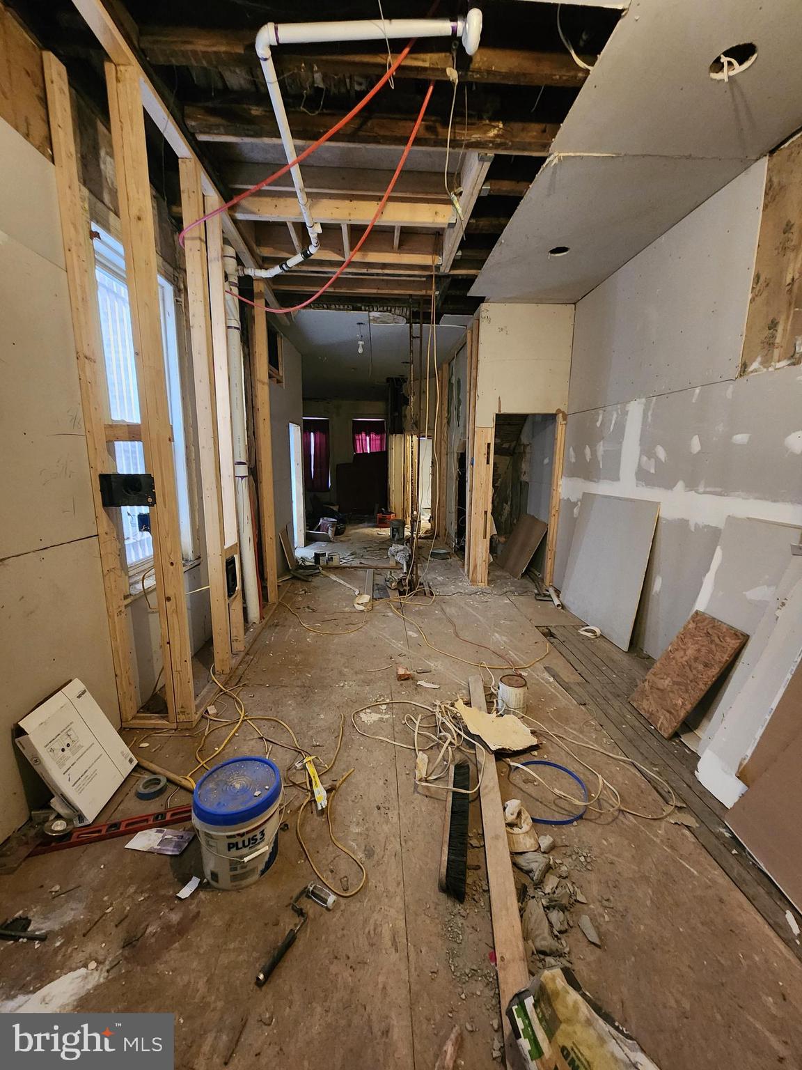 STRAWBERRY MANSION - Residential