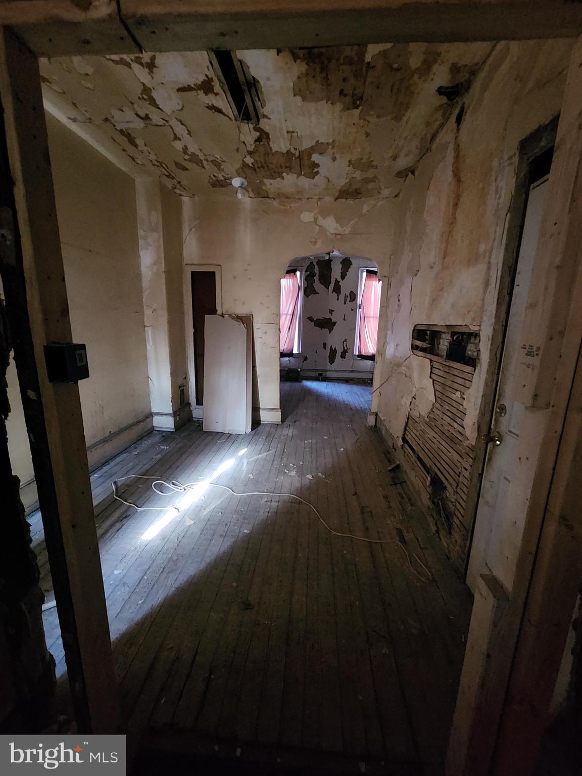 STRAWBERRY MANSION - Residential