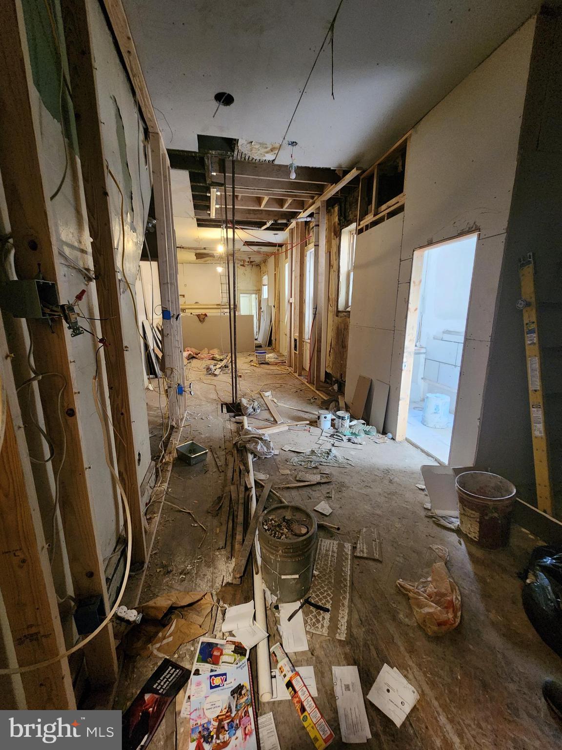 STRAWBERRY MANSION - Residential