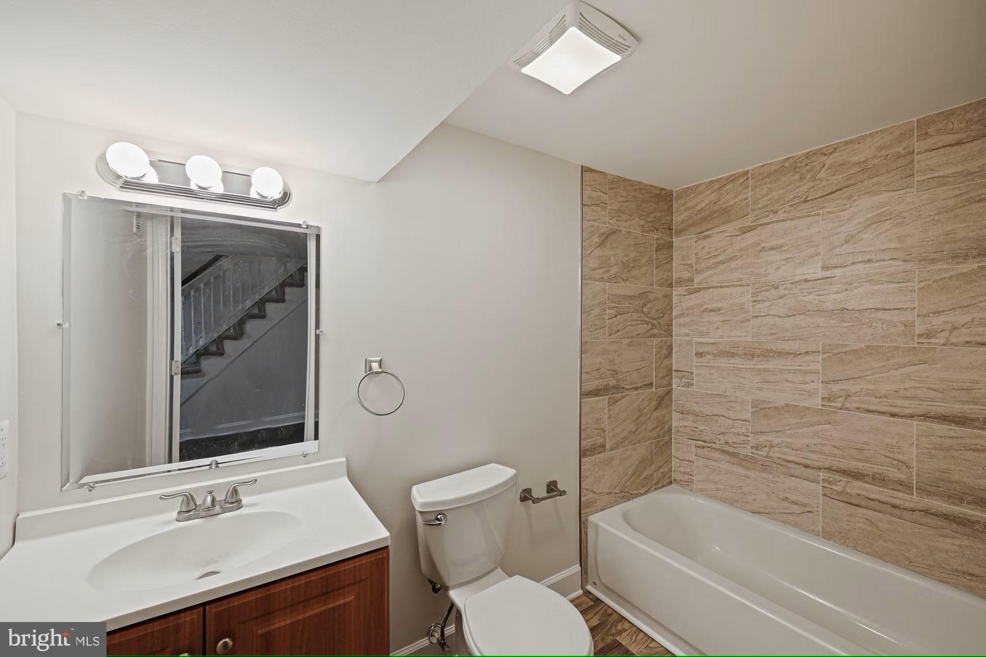 FRANKFORD - Residential