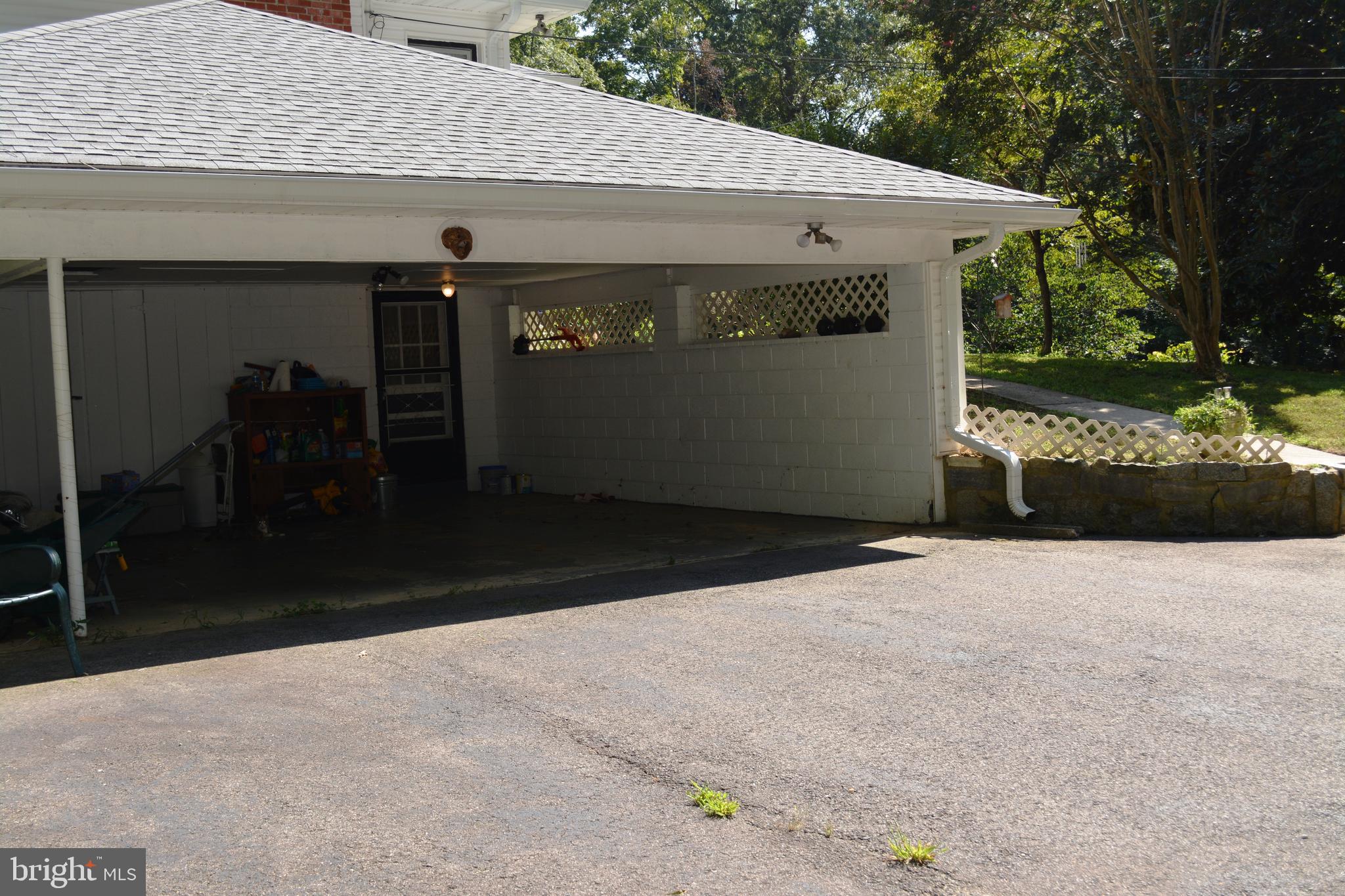 PORT TOBACCO HILLS - Residential