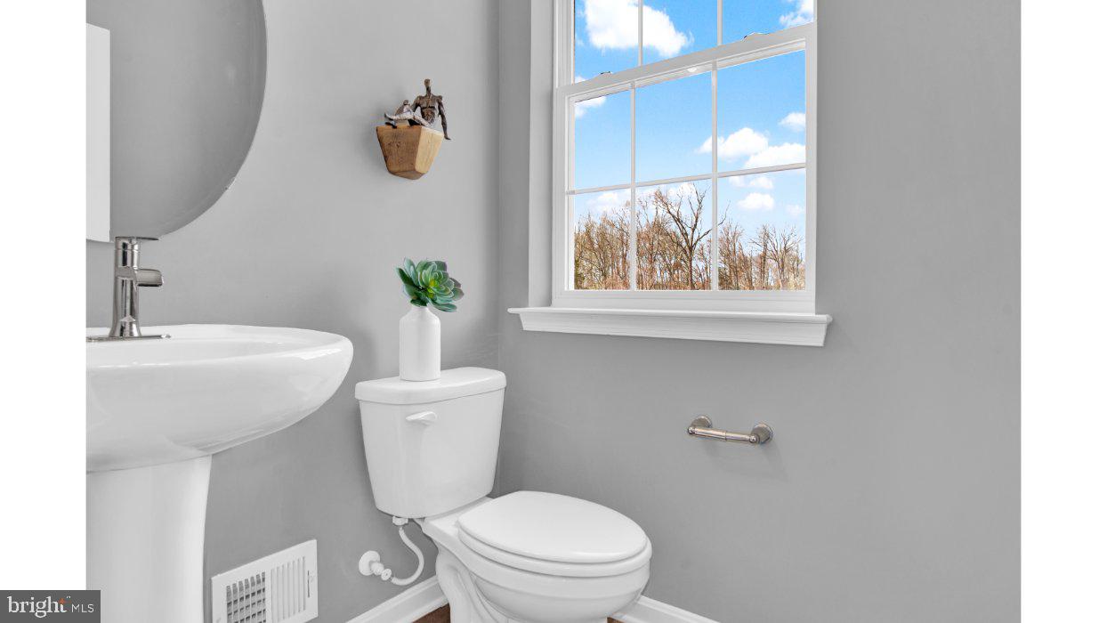 WOODYARD - Residential