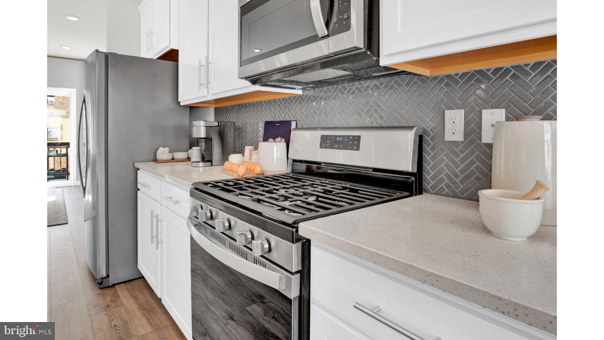 WOODYARD - Residential