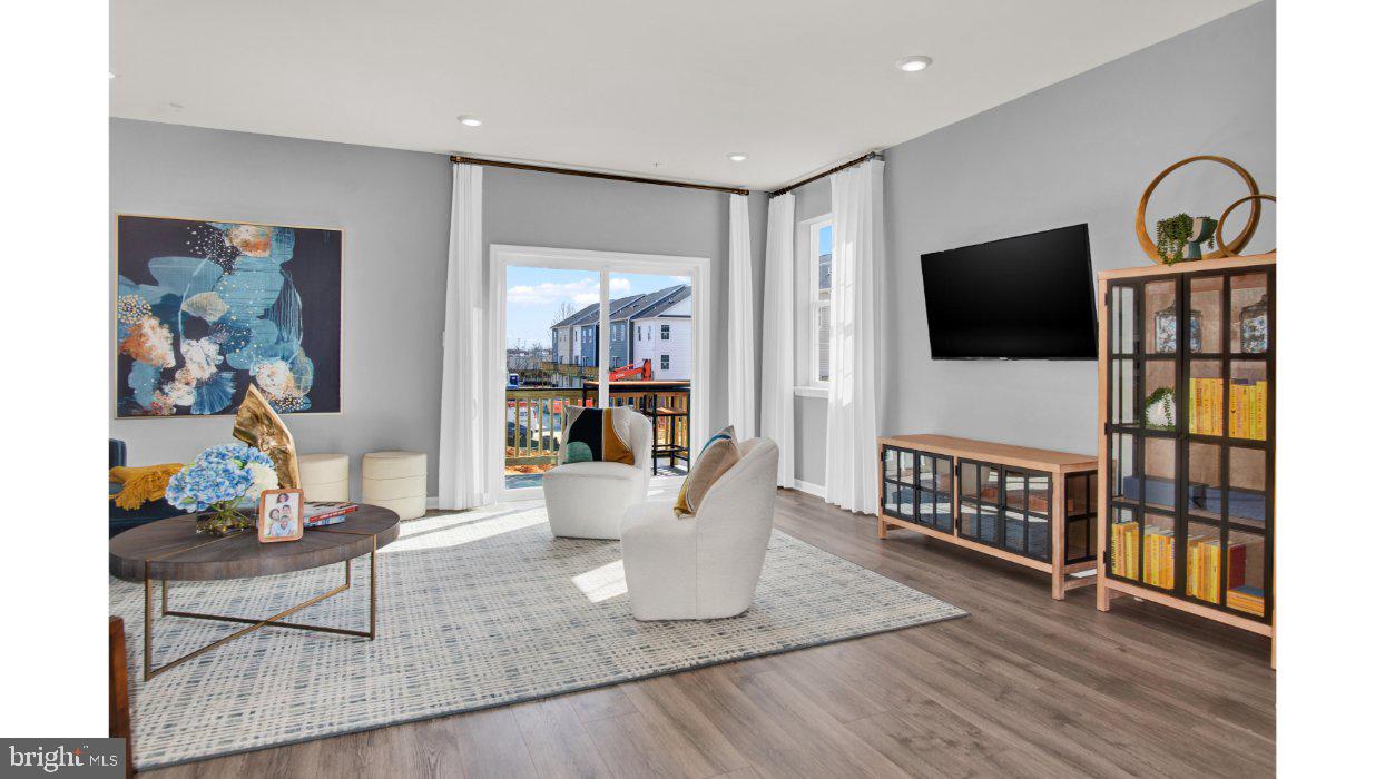 WOODYARD - Residential