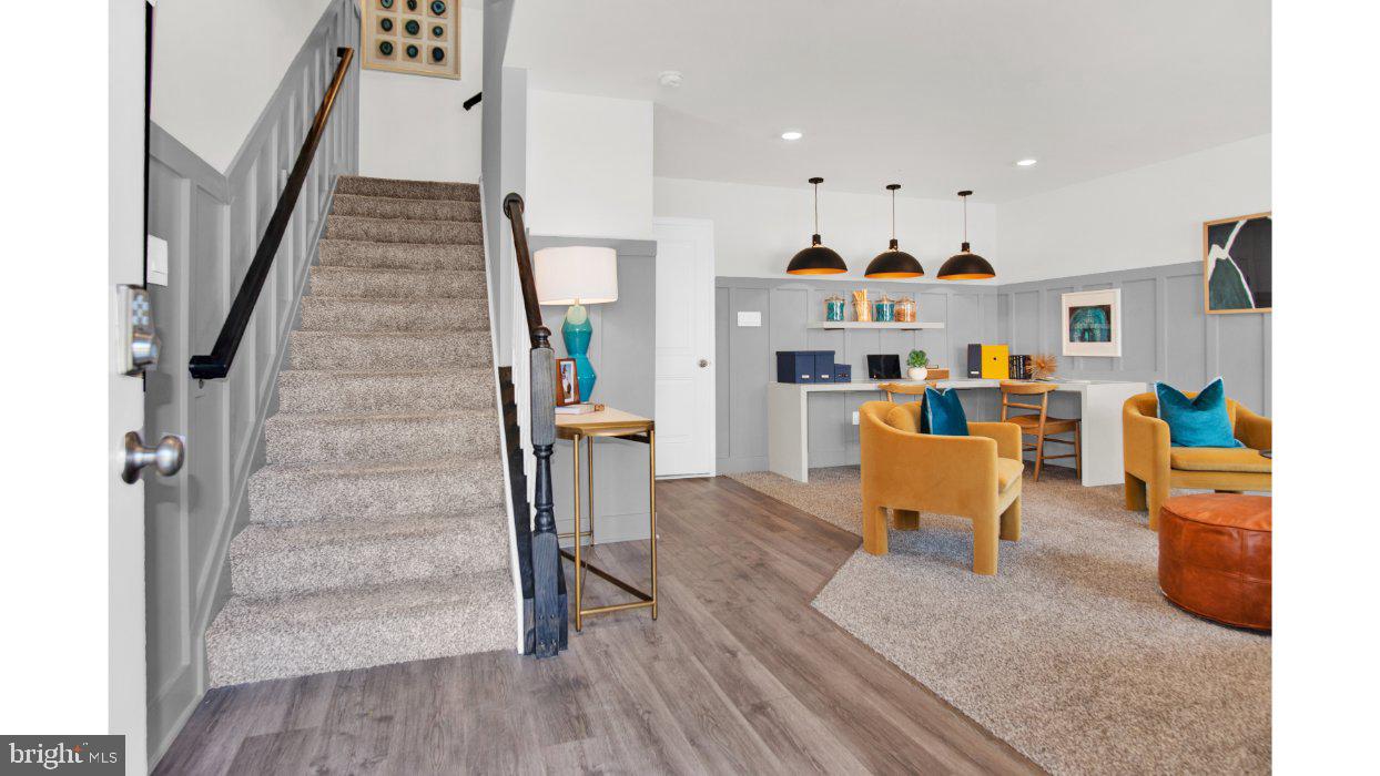 WOODYARD - Residential