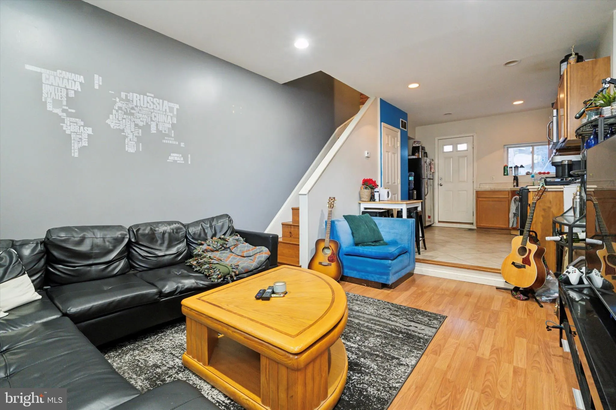 Philadelphia, Pennsylvania 19125, United States, 3 Bedrooms Bedrooms, ,2 BathroomsBathrooms,Residential,Contingent,1755