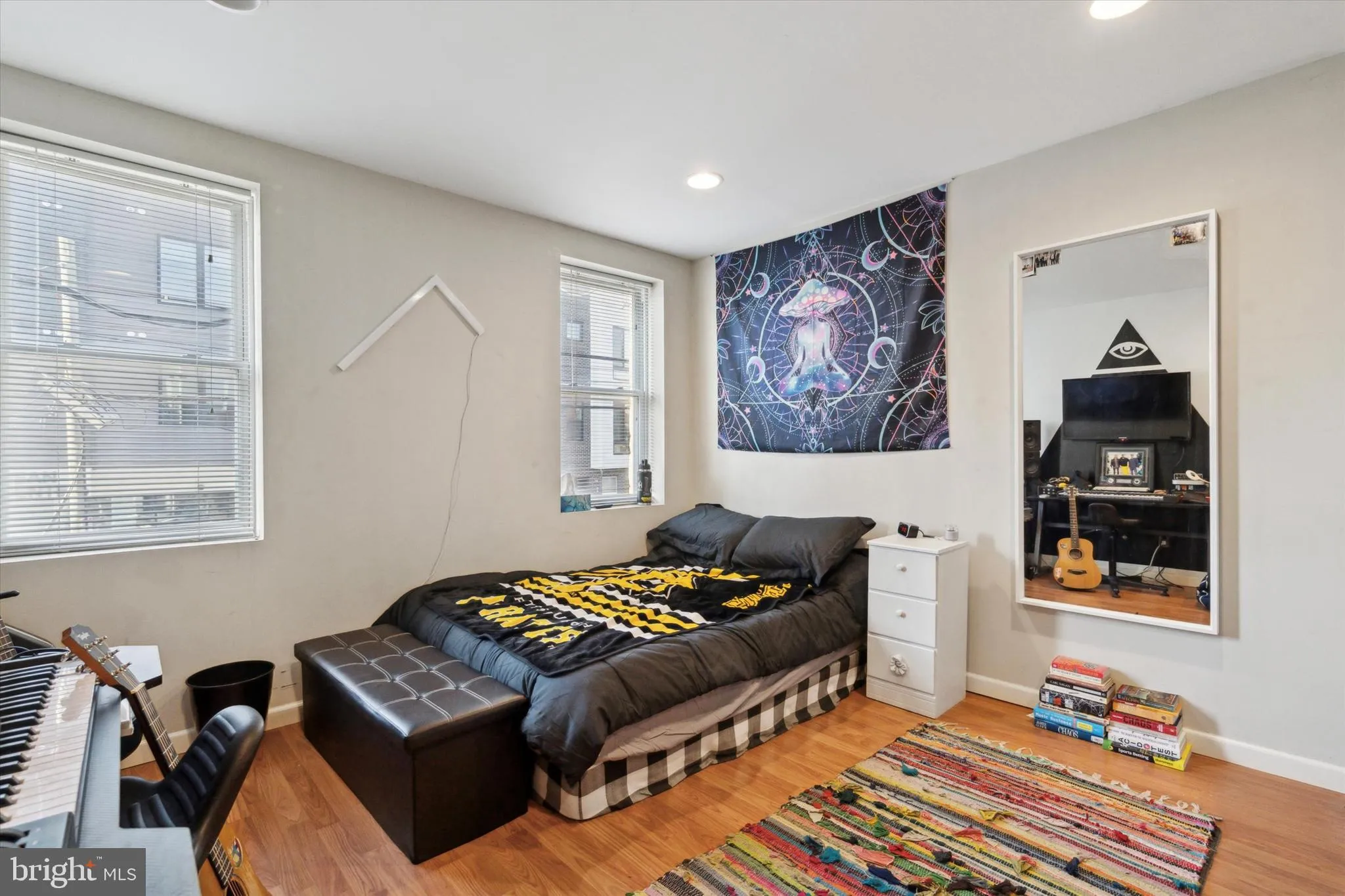 Philadelphia, Pennsylvania 19125, United States, 3 Bedrooms Bedrooms, ,2 BathroomsBathrooms,Residential,Contingent,1755
