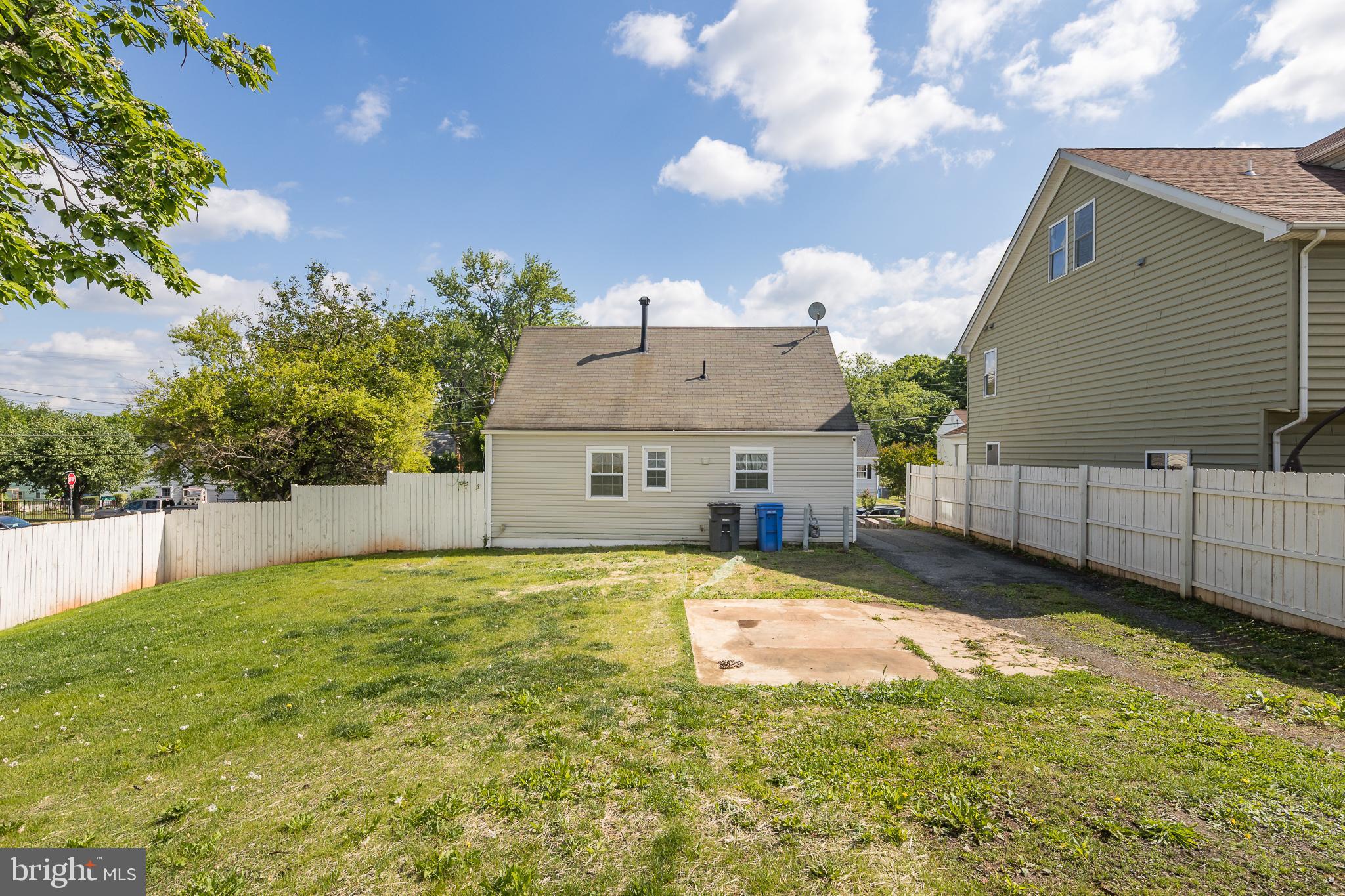 MANASSAS PARK - Residential