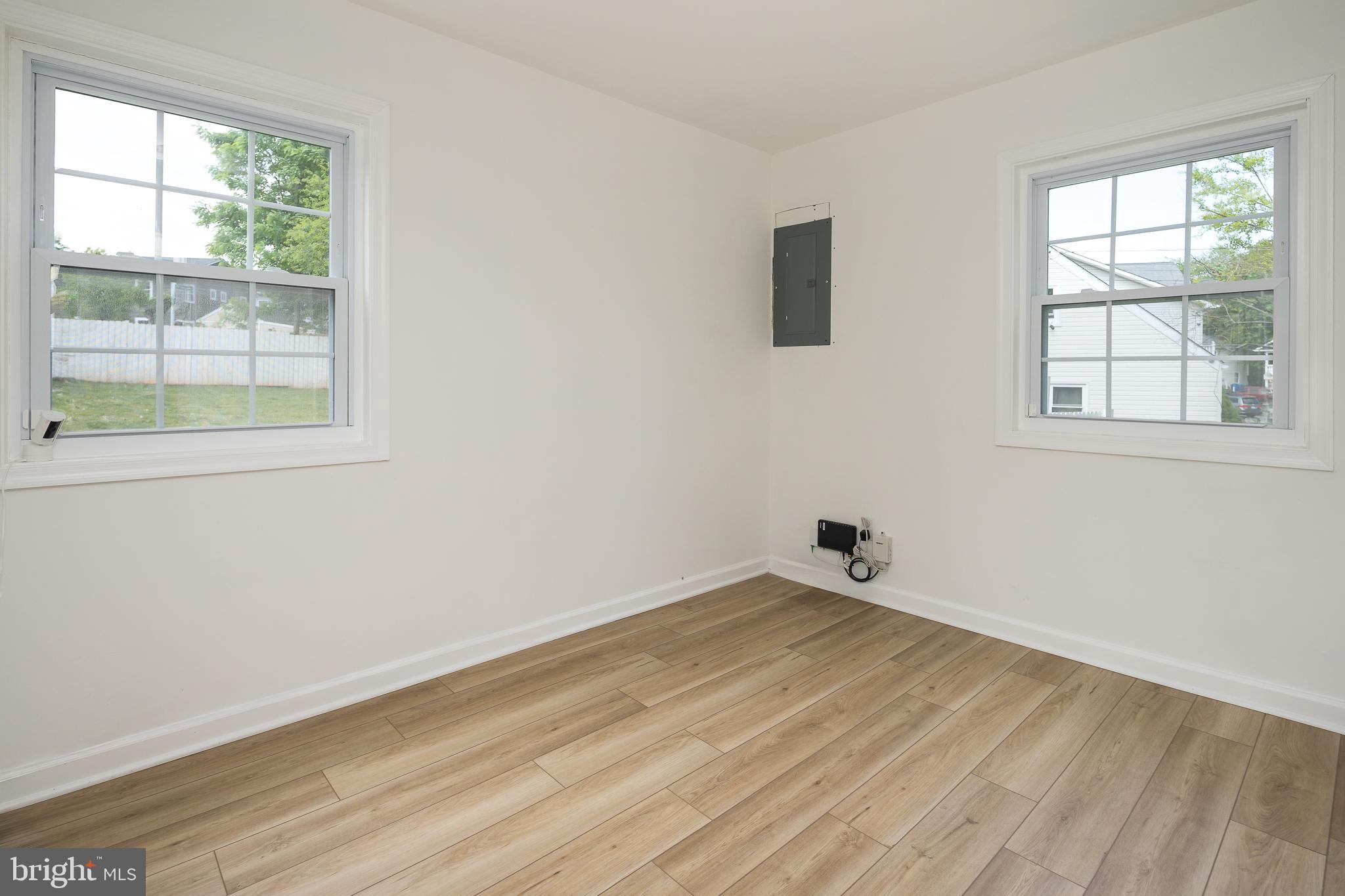 MANASSAS PARK - Residential