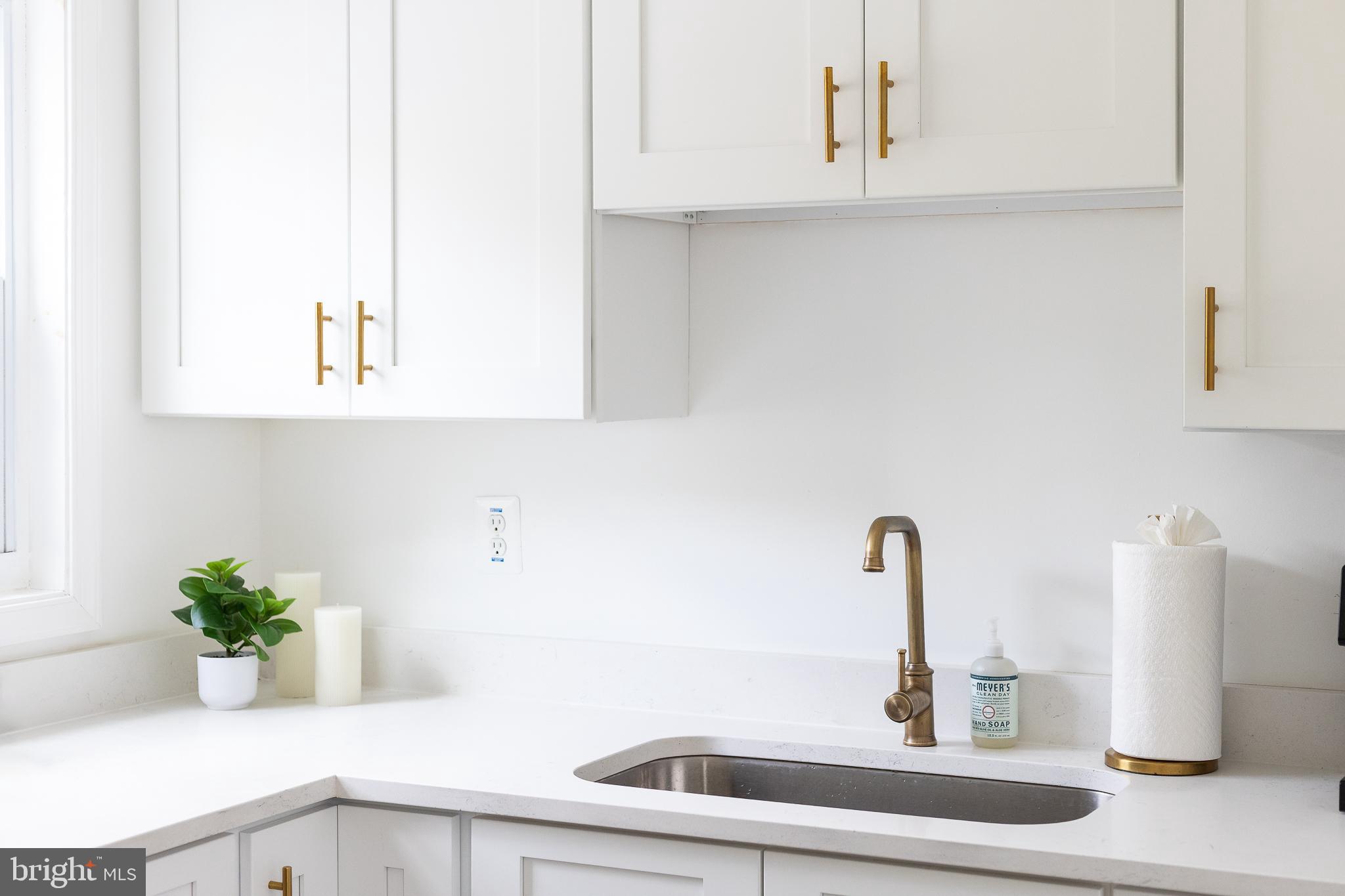 MANASSAS PARK - Residential