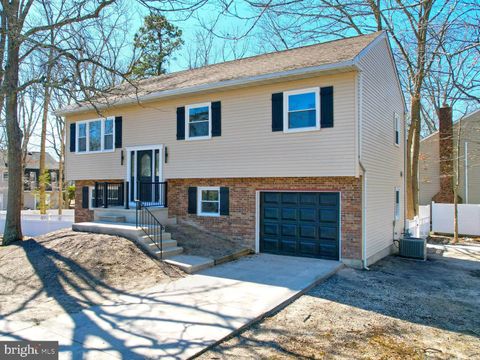 15 WAYNE DRIVE SOMERS POINT NJ 08244