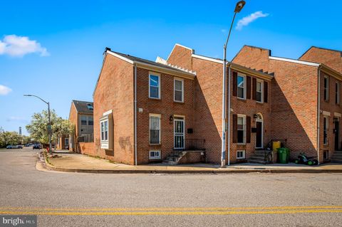 820 S PACA STREET BALTIMORE MD 21230