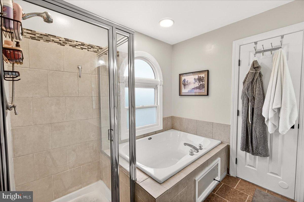 KINGSBROOK - Residential