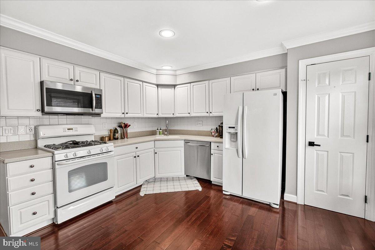 KINGSBROOK - Residential