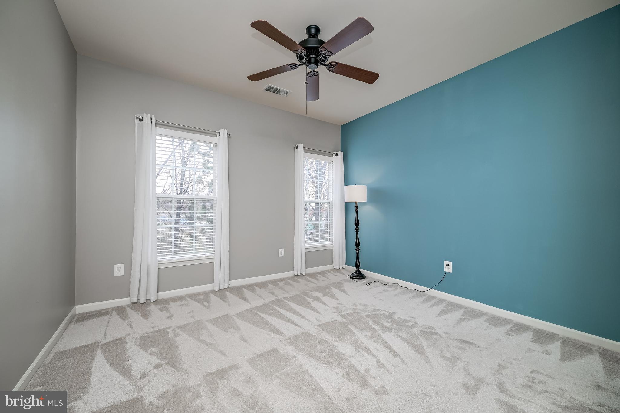 ELKRIDGE CROSSING - Residential