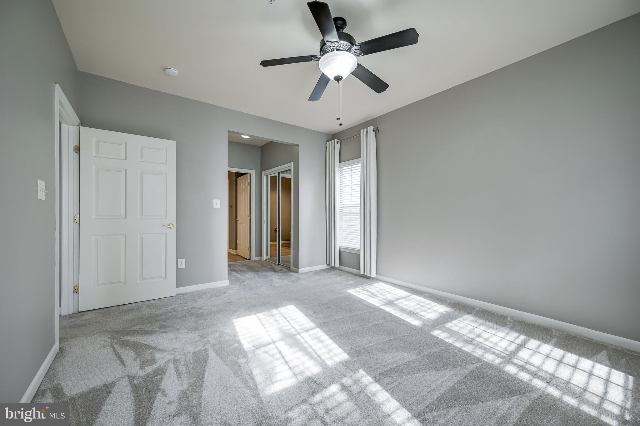 ELKRIDGE CROSSING - Residential