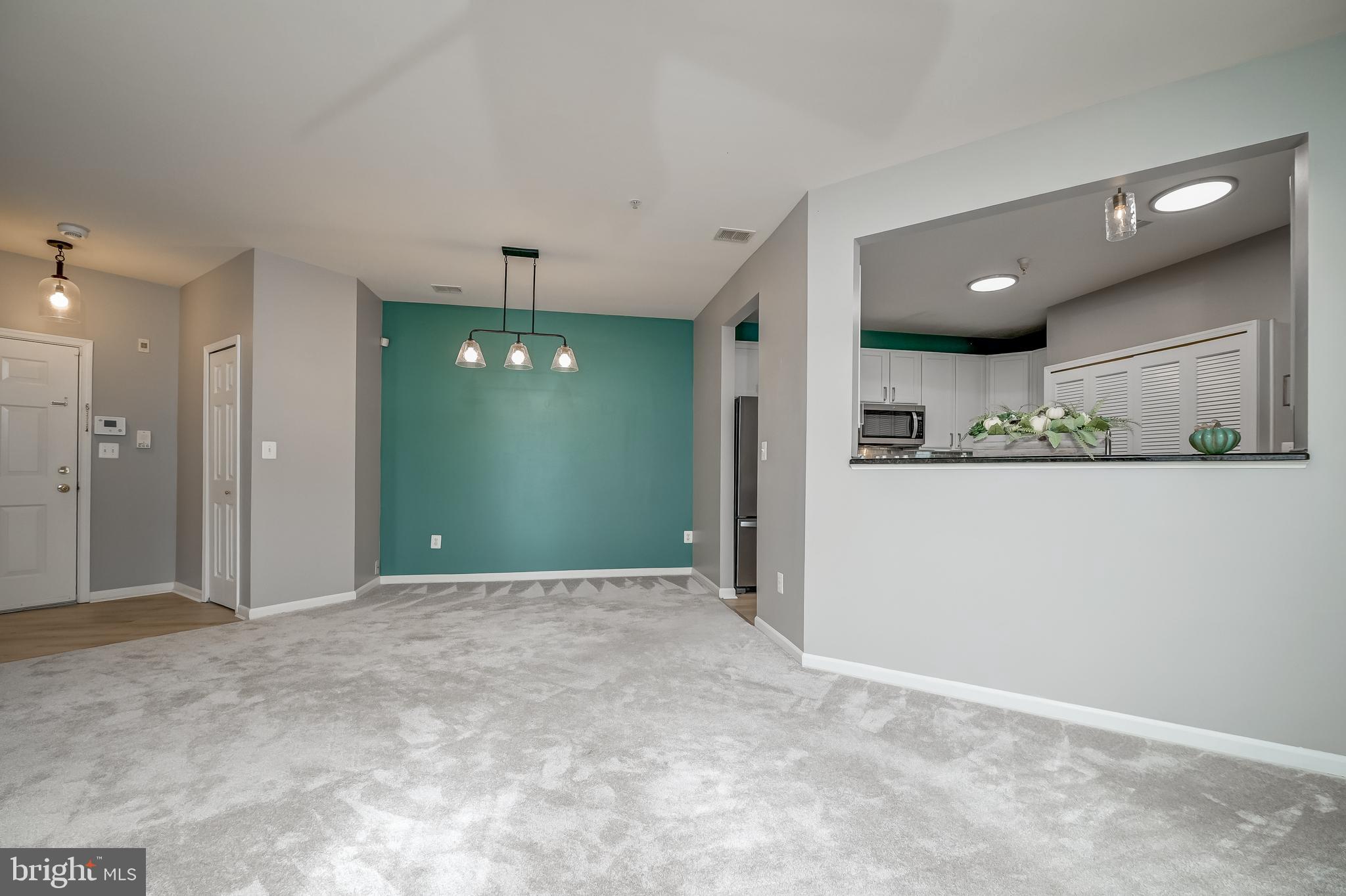 ELKRIDGE CROSSING - Residential