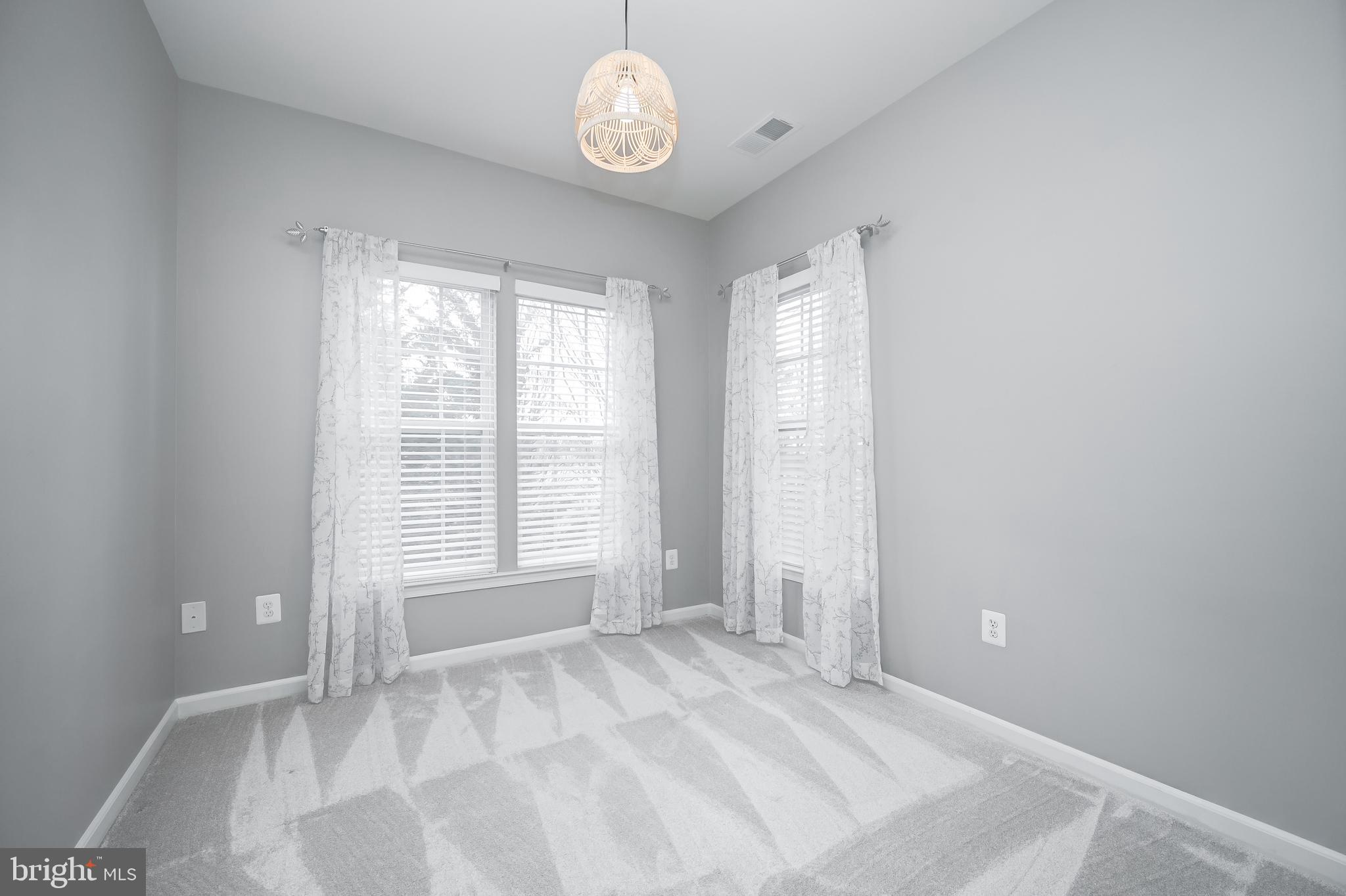 ELKRIDGE CROSSING - Residential