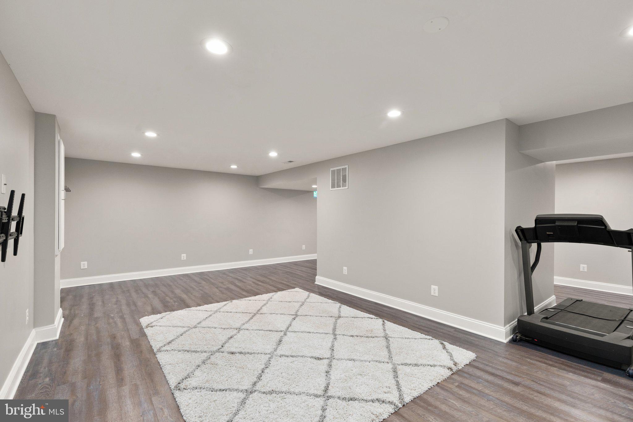 FAIRWIND FARMS - Residential