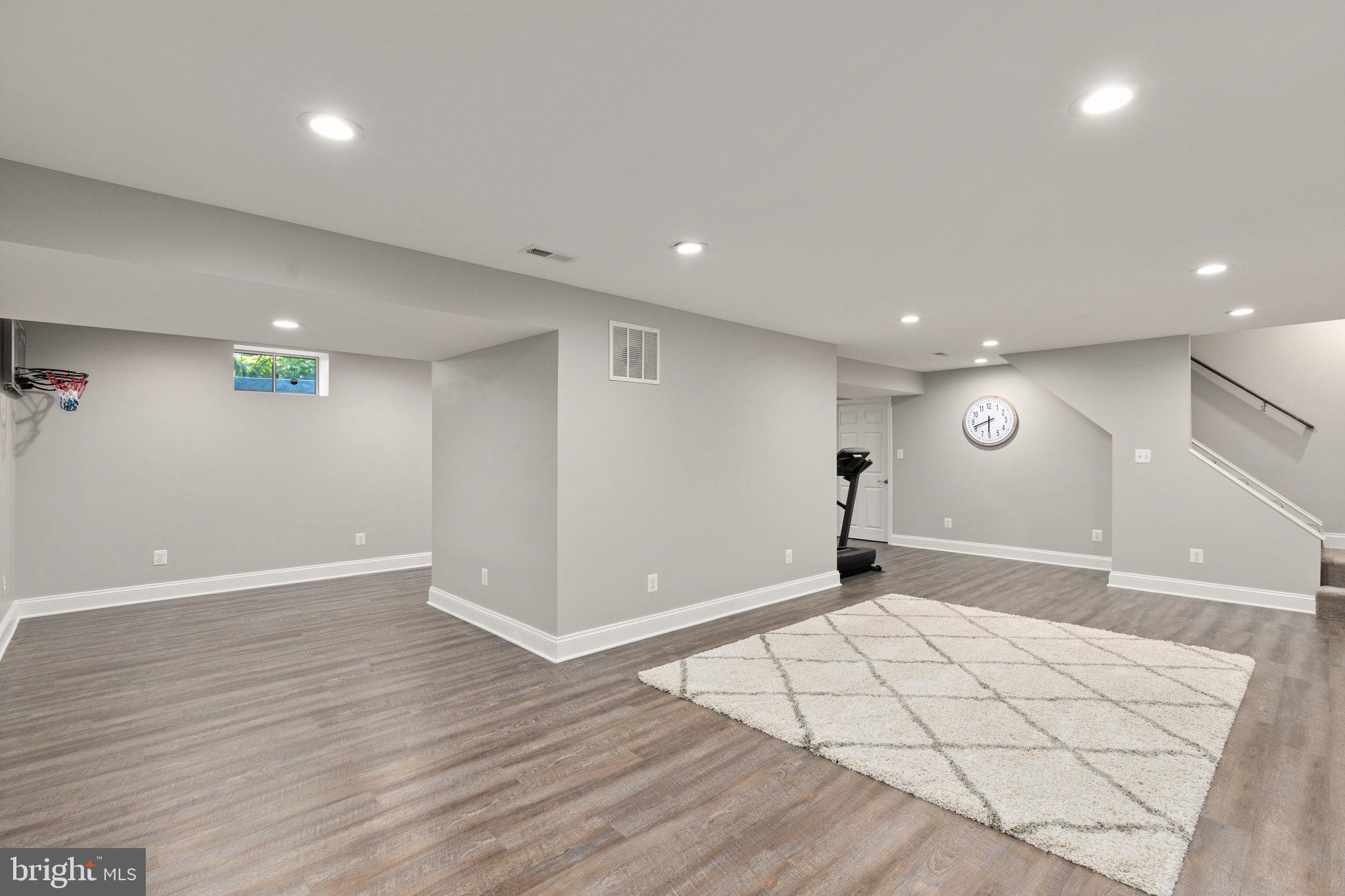 FAIRWIND FARMS - Residential