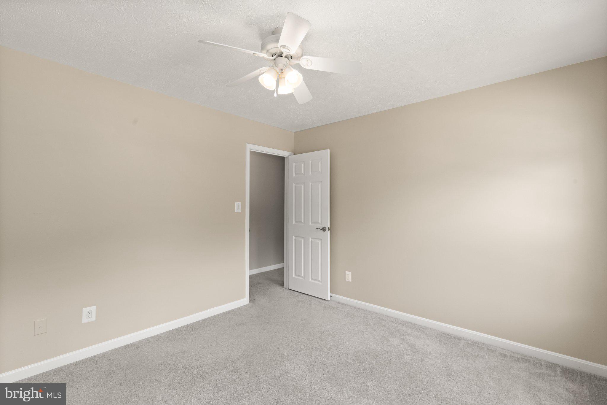 FAIRWIND FARMS - Residential