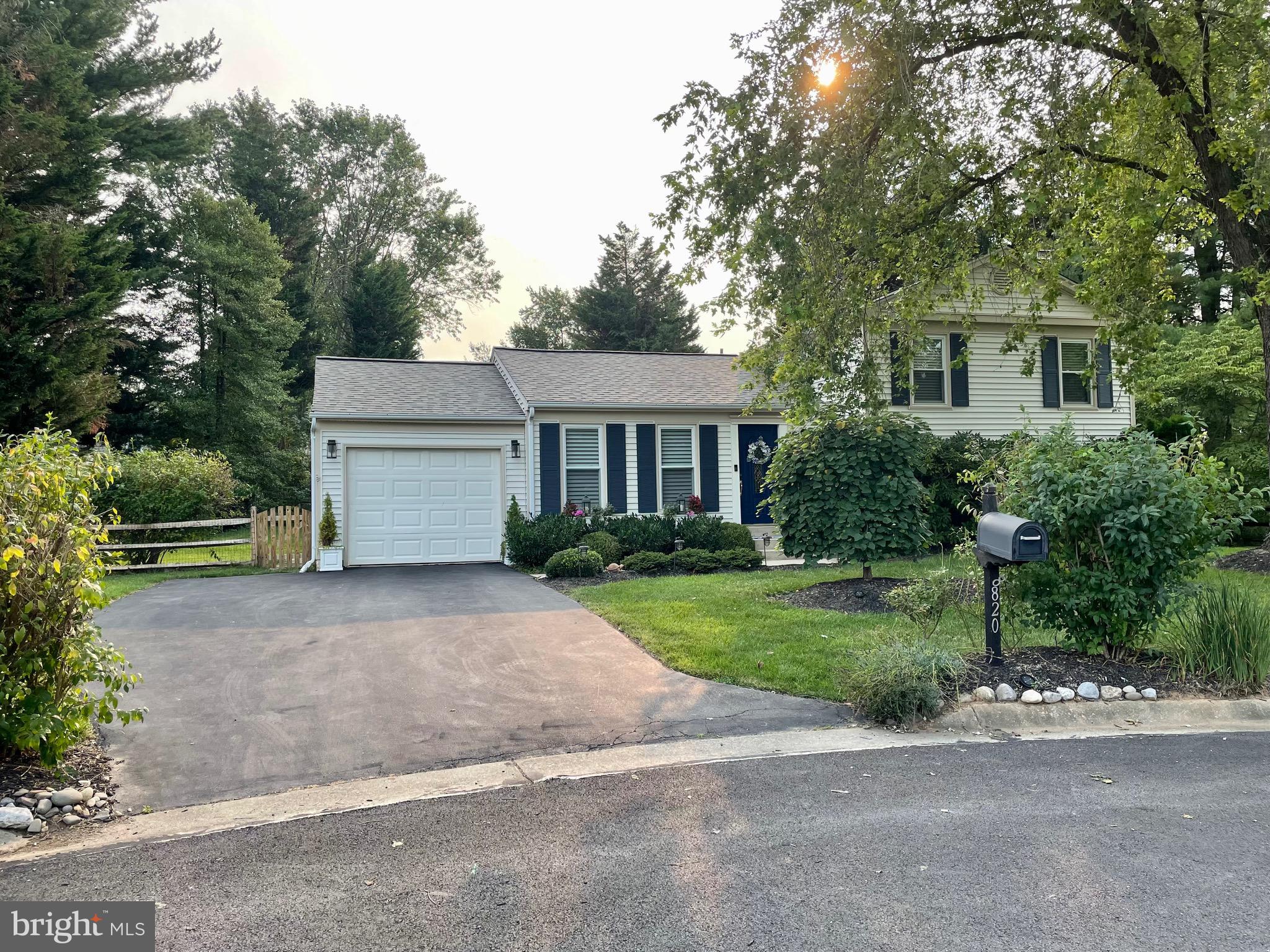 Wow! Don’t miss this one! Come and see this amazing split-ranch style home situated at the end of a cul-de-sac. This home has been updated and meticulously maintained by the current owner. Home features 3 BRs, 2.5 BAs, LR/ DR, FR with wood fireplace & lower-level flex room. At first glance you will notice the well cared for home and beautifully landscaped front and backyard. Upon entry, you will feel right at home in the charming foyer, with an archway that opens to your living and dining rooms. The new sliding door leads to your screened porch onto a deck and a couple steps down to your fenced backyard and lovely paver patio which overlooks the mature trees. Many new upgrades including a brand new roof, top of the line HVAC system, wood shutters, custom blinds and drapes, stainless steel kitchen appliances, wood flooring, renovated cabinets and much more. The backyard is calling for outdoor activities once you pass through an amazing screened in porch perfect for relaxing or dining al fresco. Home has a garage with a double driveway for extra parking. Easy commute to shopping, restaurants, parks – everything you want.
