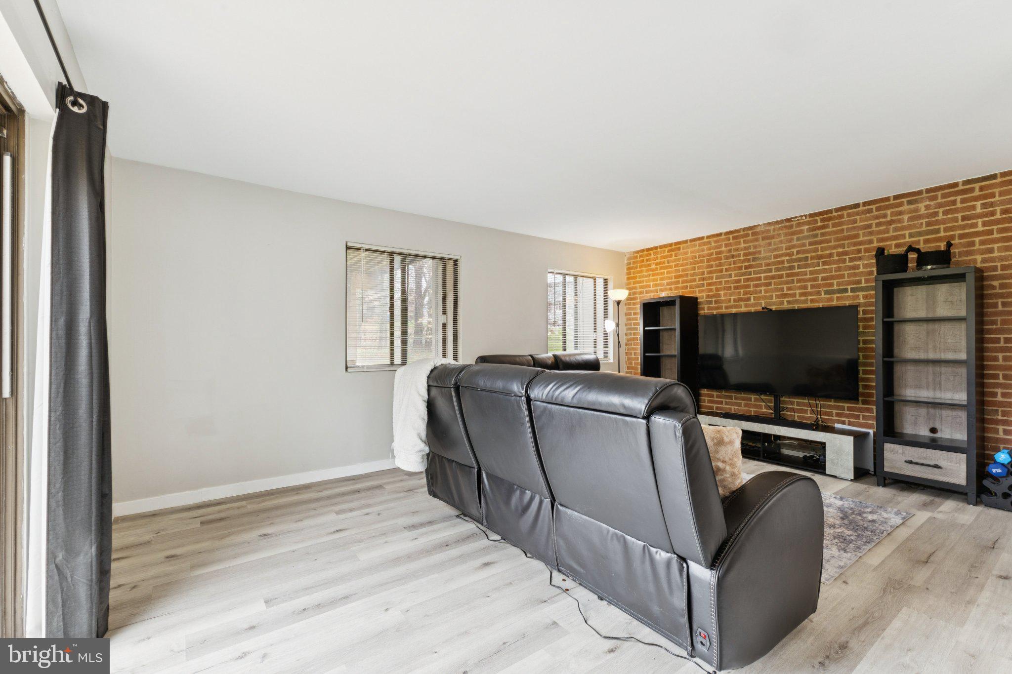 RIPPON LANDING - Residential