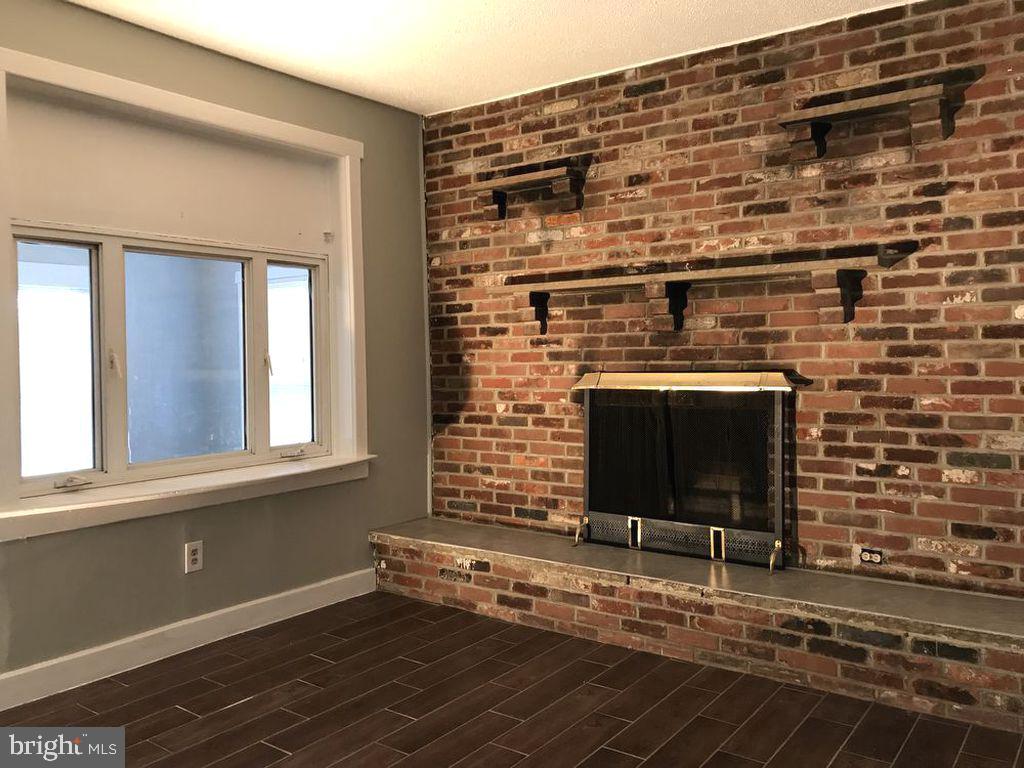 19 N MACDADE BOULEVARD