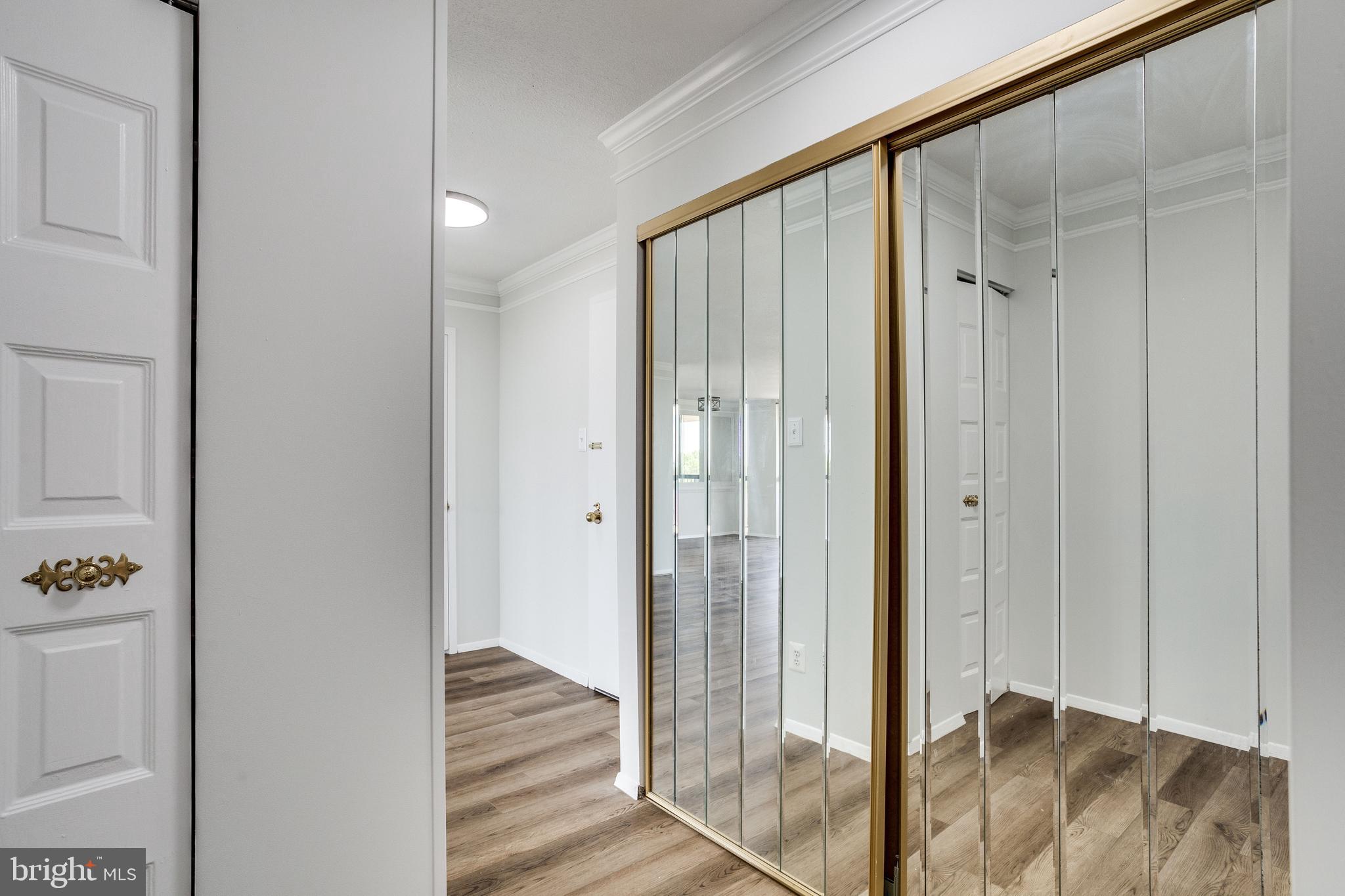 TOWERS IN WESTCHESTER PARK - Residential