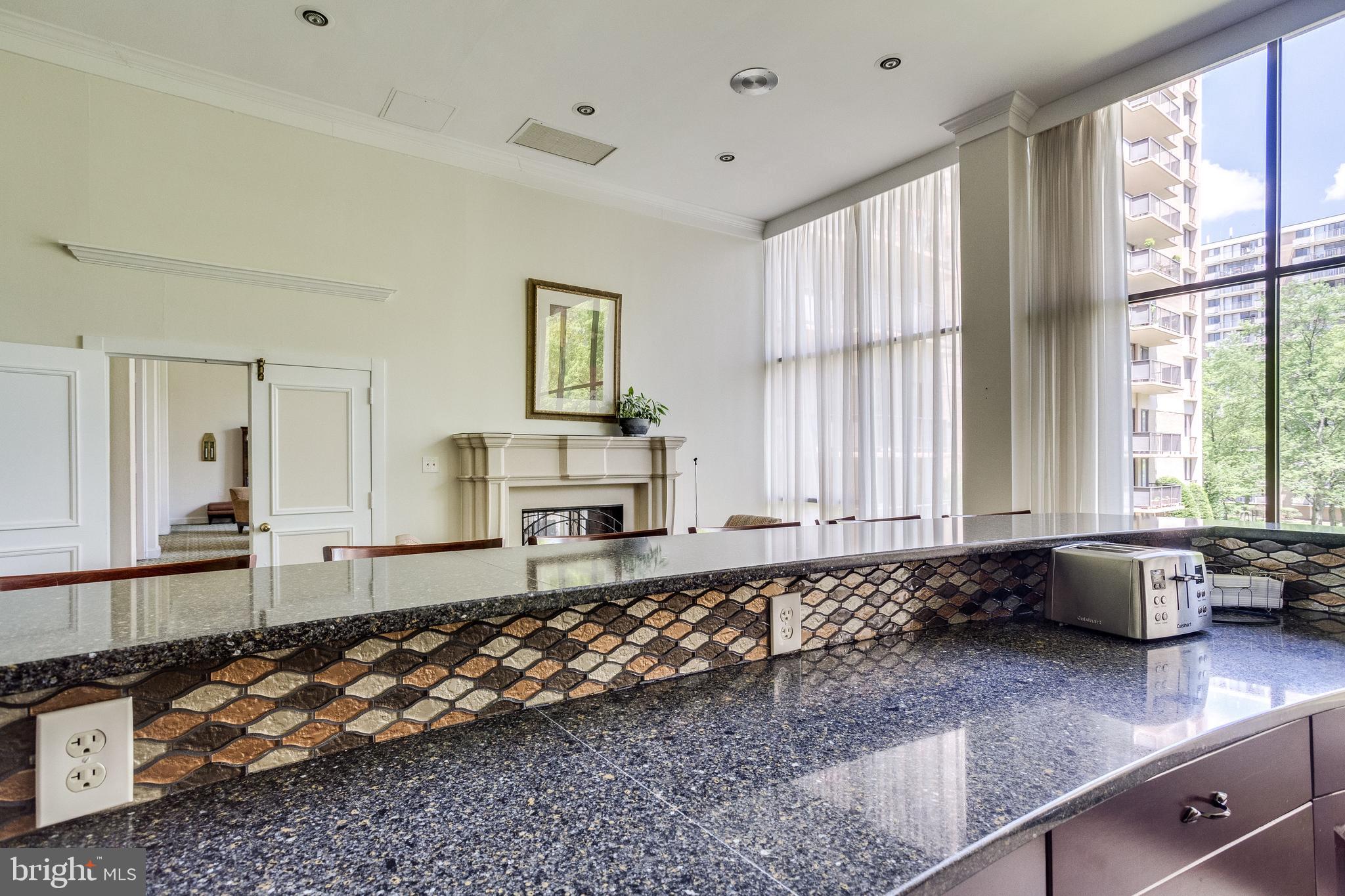 TOWERS IN WESTCHESTER PARK - Residential