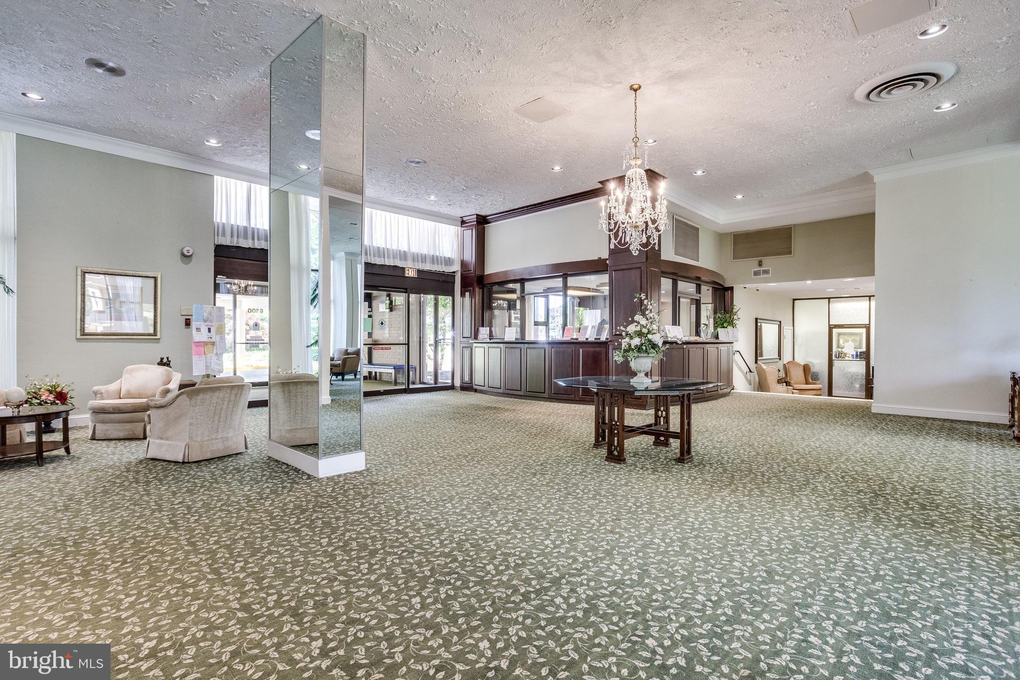 TOWERS IN WESTCHESTER PARK - Residential