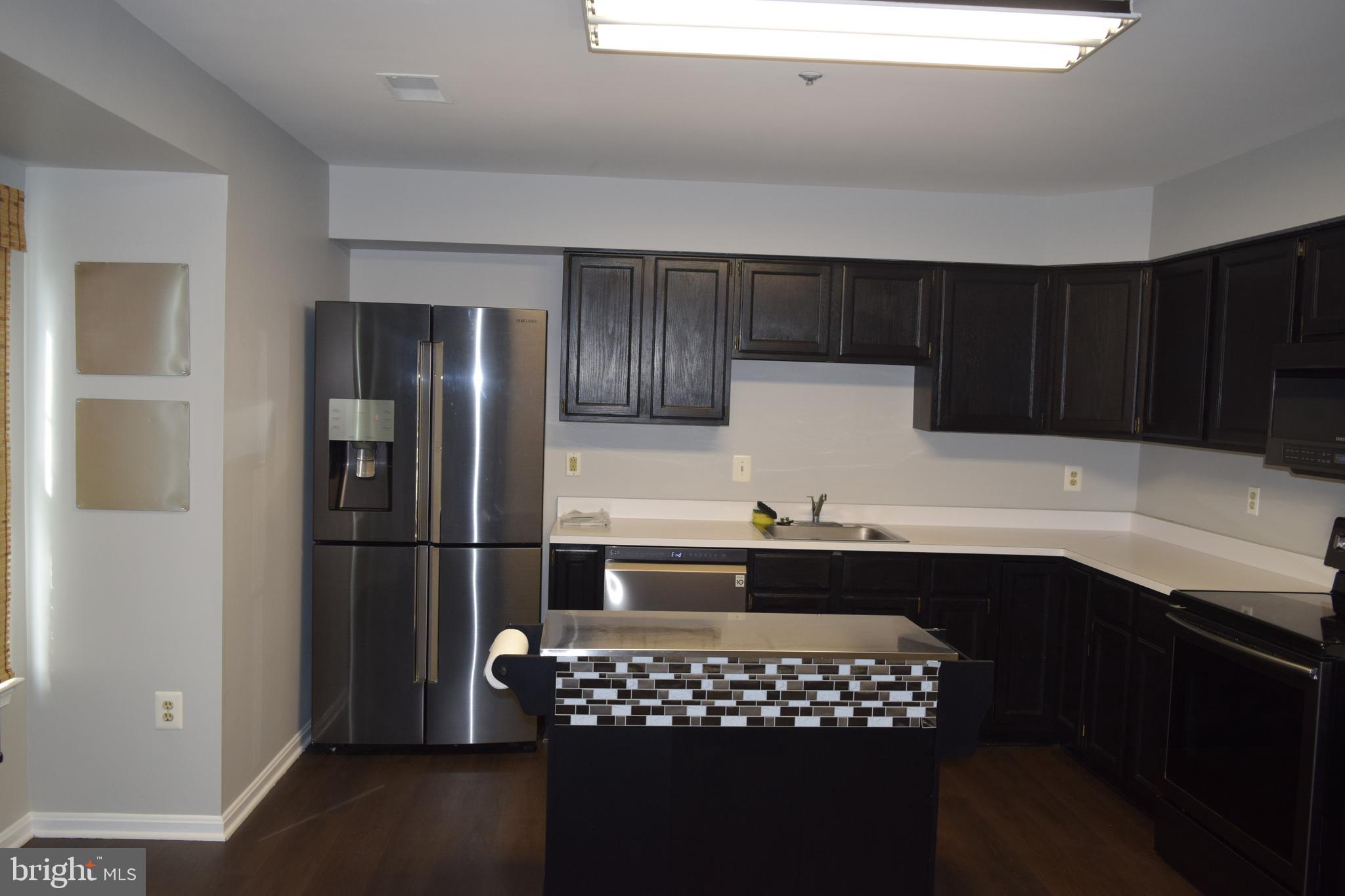 MAYFAIR - Residential Lease