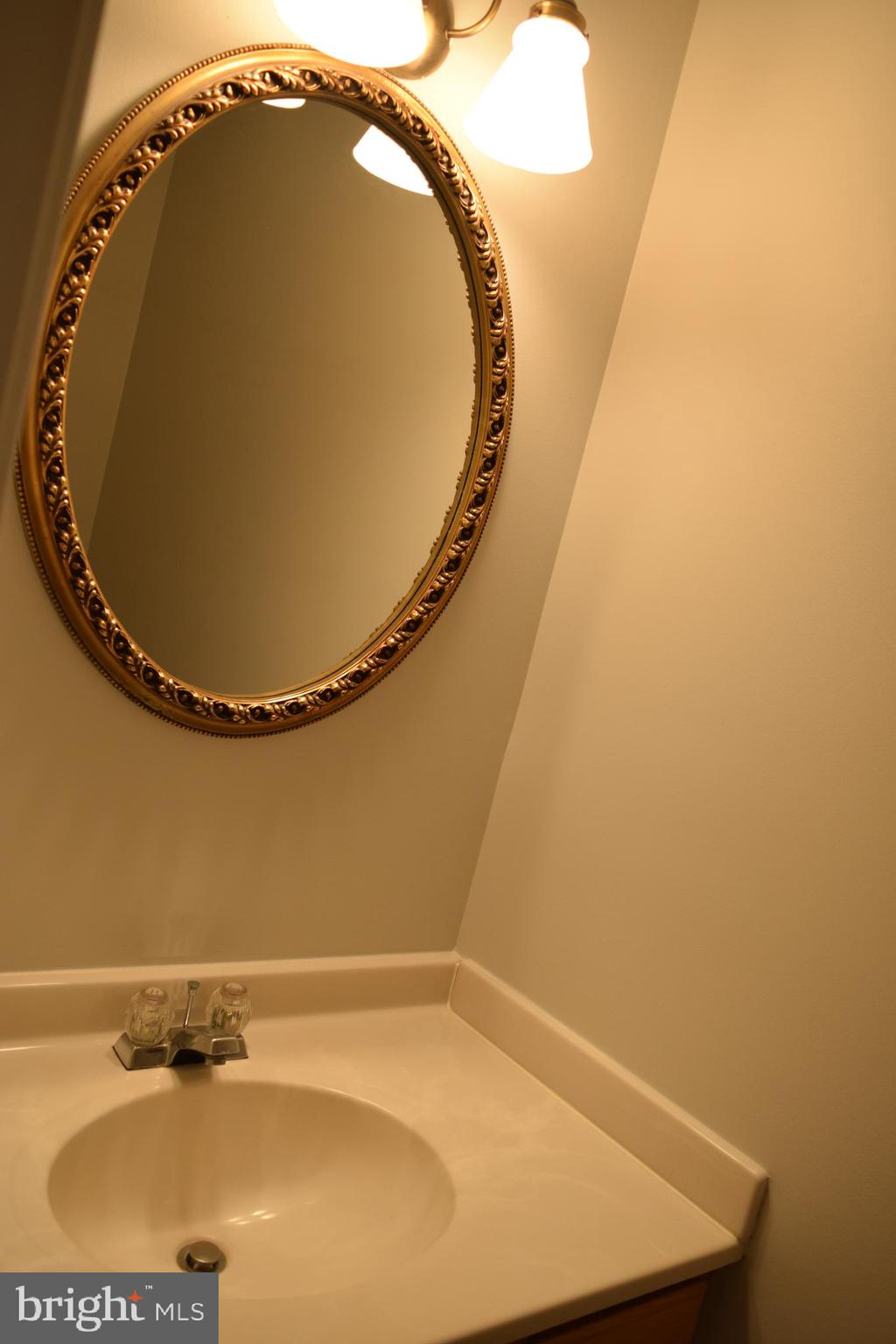 MAYFAIR - Residential Lease