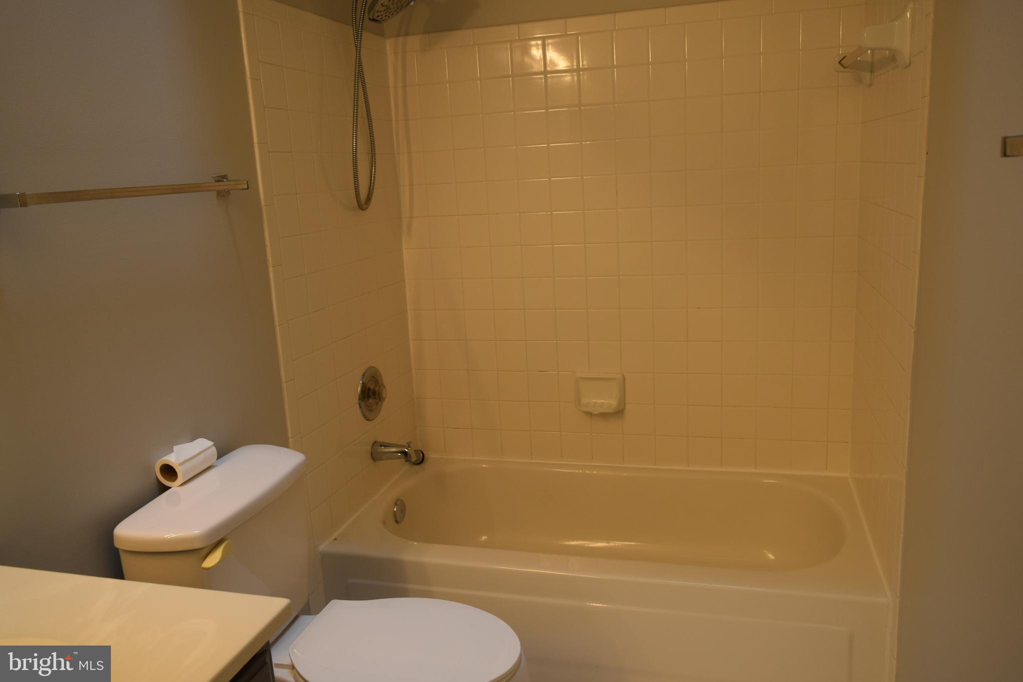 MAYFAIR - Residential Lease