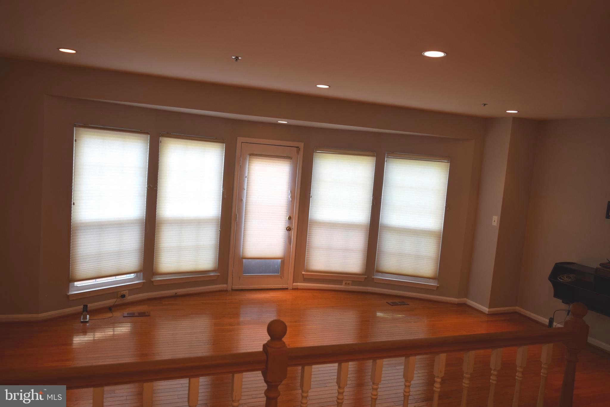 MAYFAIR - Residential Lease