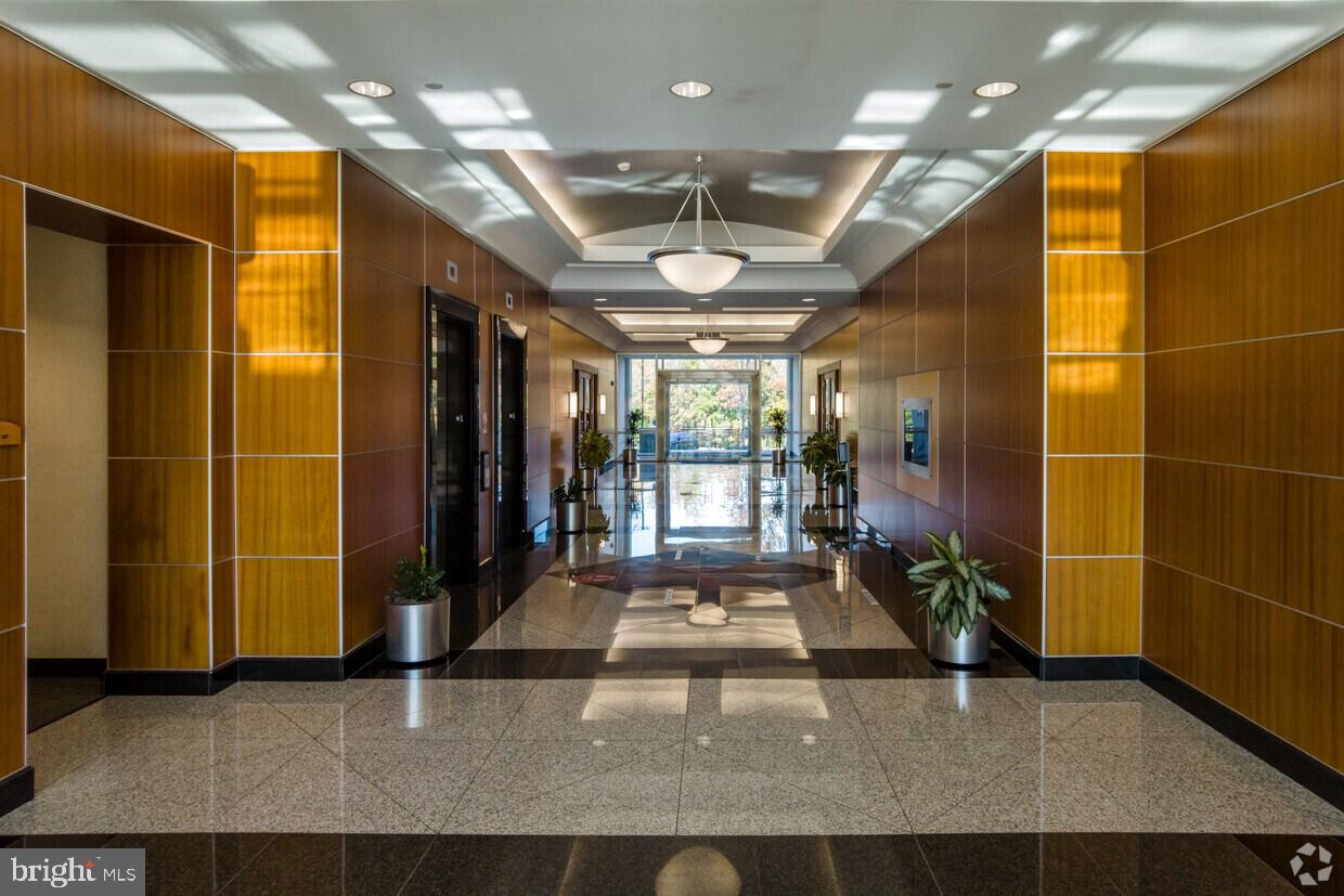 1401 MERCANTILE LANE