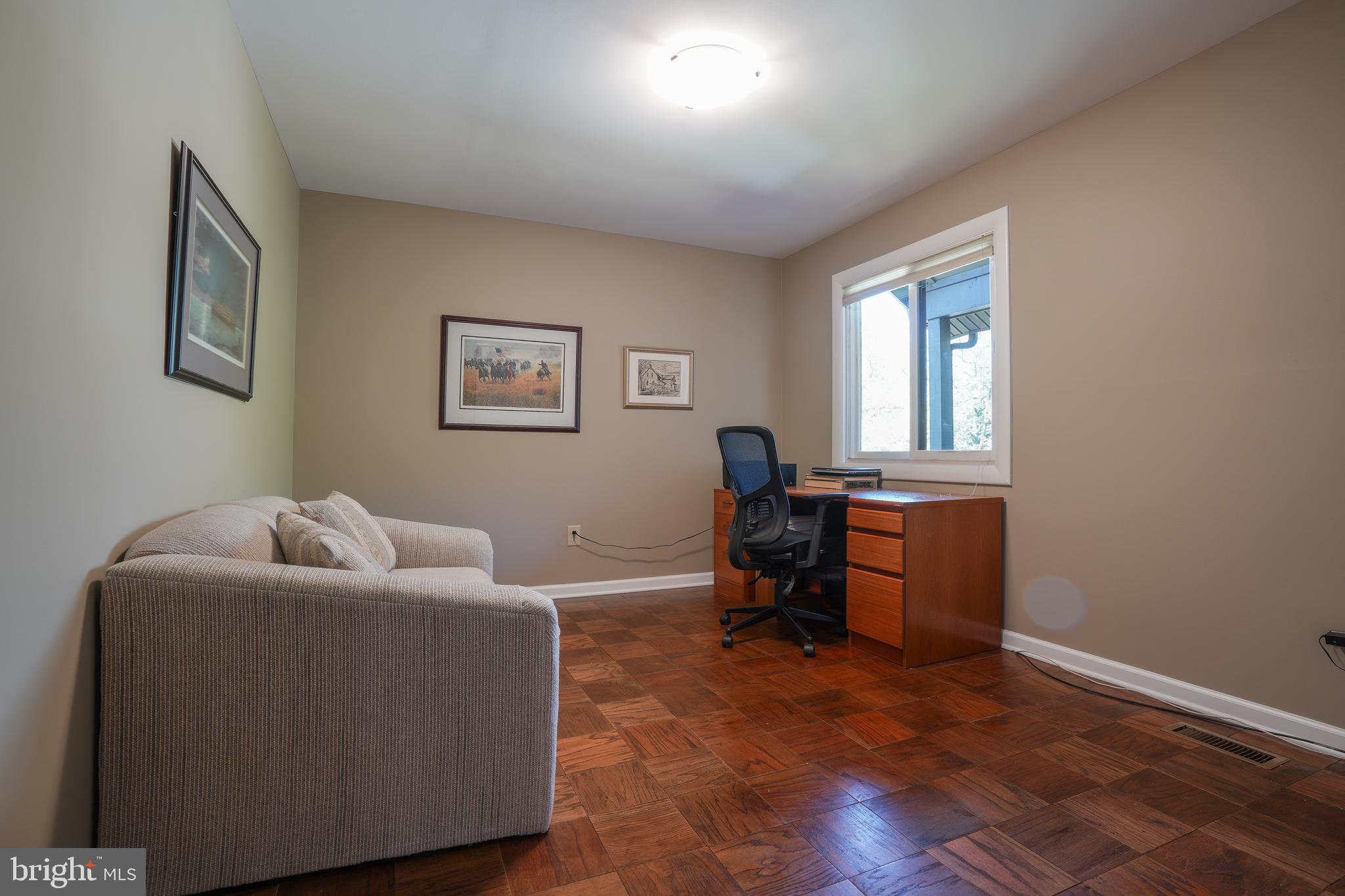 OAKLAND MILLS - Residential