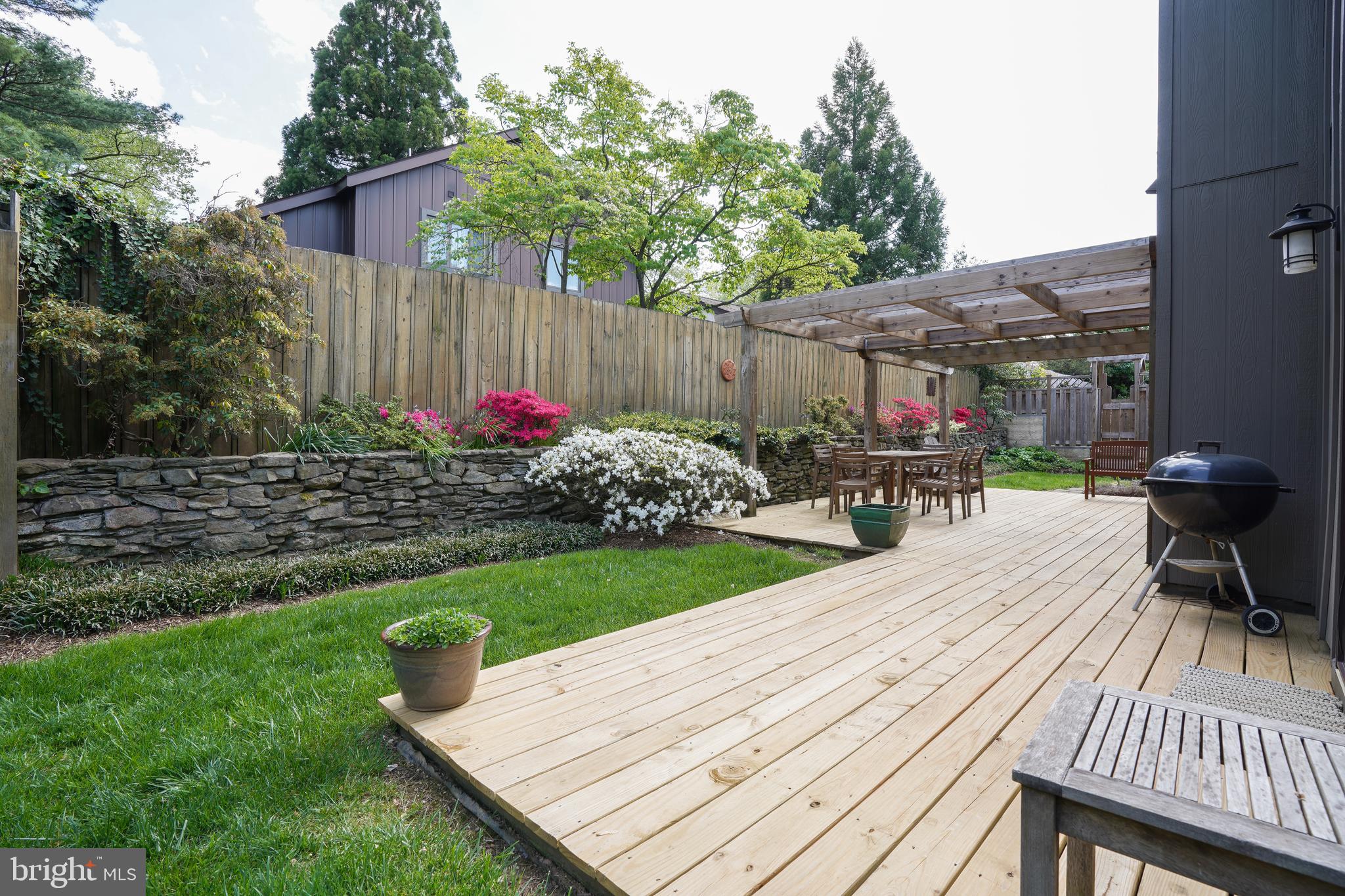 OAKLAND MILLS - Residential