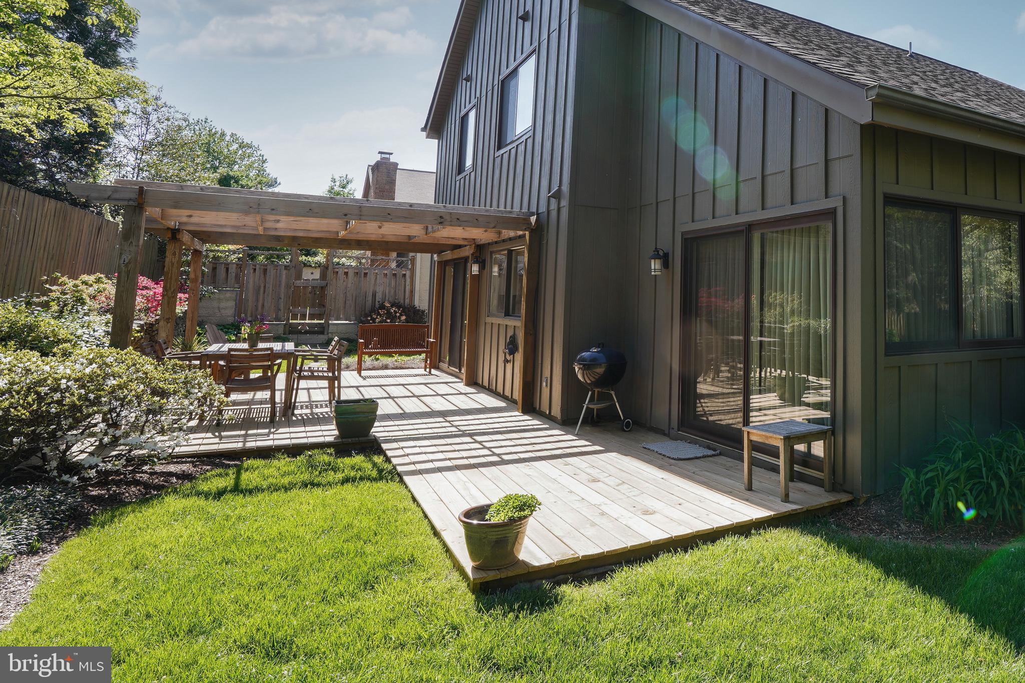 OAKLAND MILLS - Residential