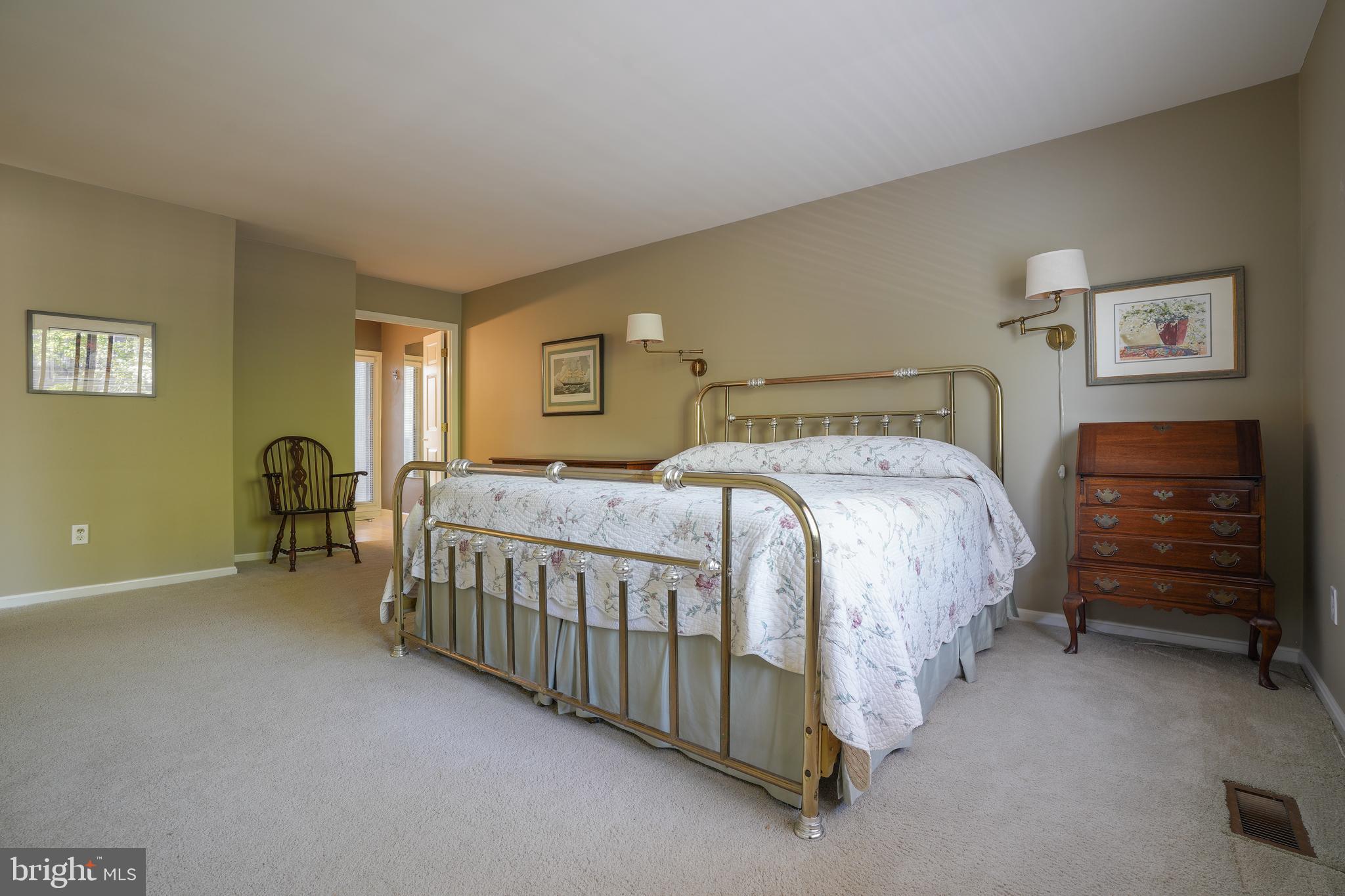 OAKLAND MILLS - Residential