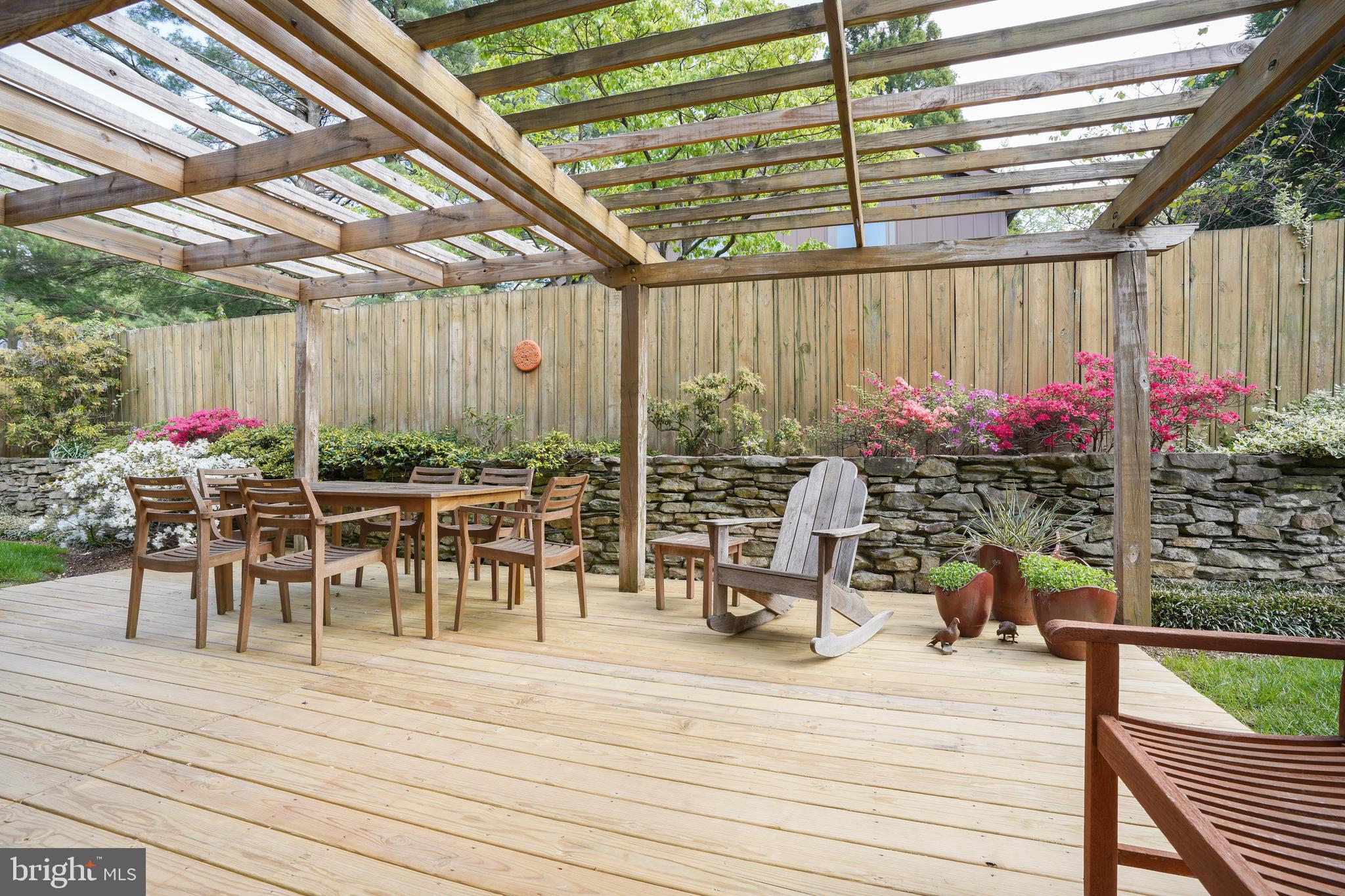 OAKLAND MILLS - Residential