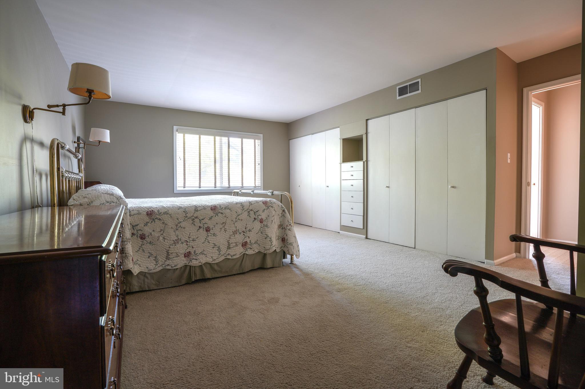 OAKLAND MILLS - Residential