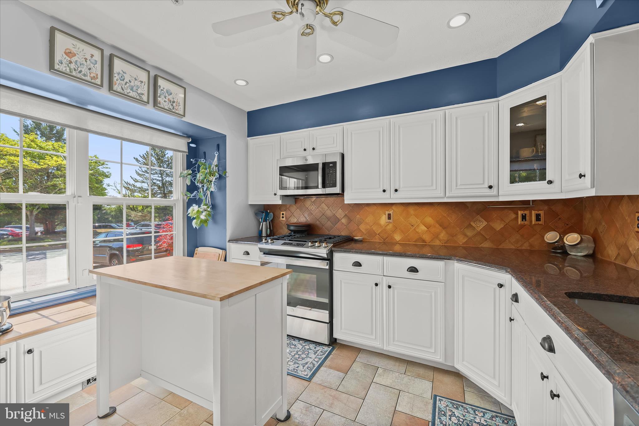 PINEY RIDGE VILLAGE - Residential