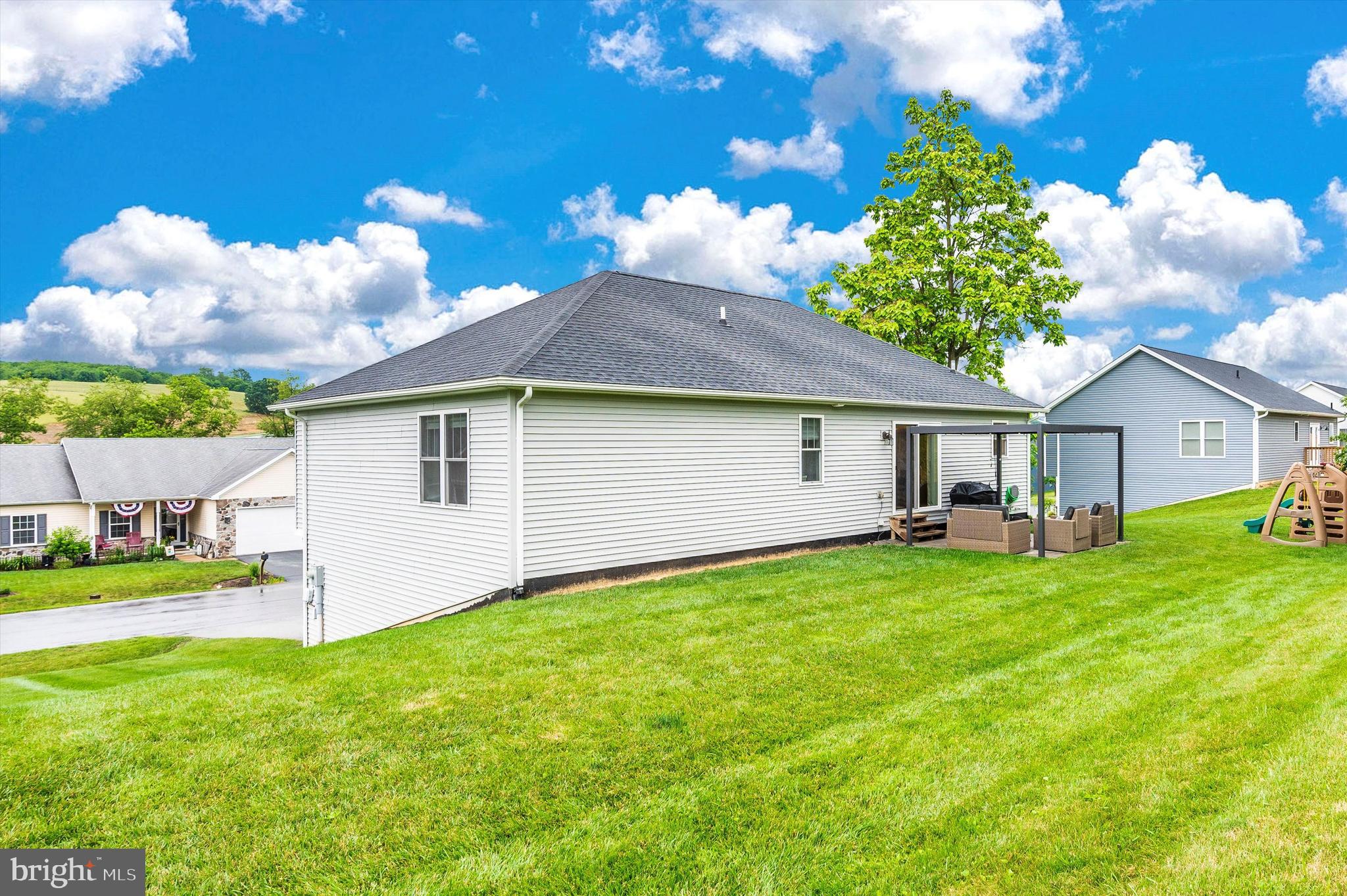 HUNTERS RIDGE - Residential