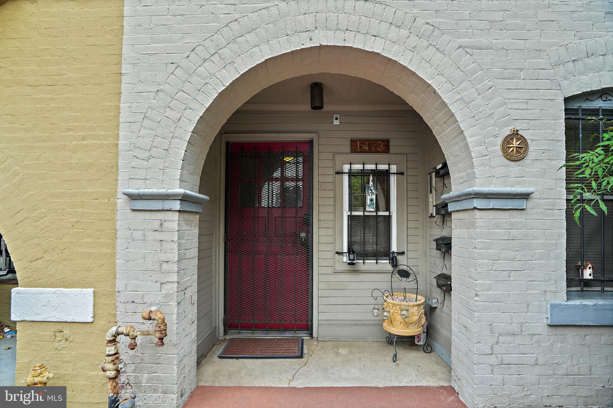 1413 HOPKINS STREET NW